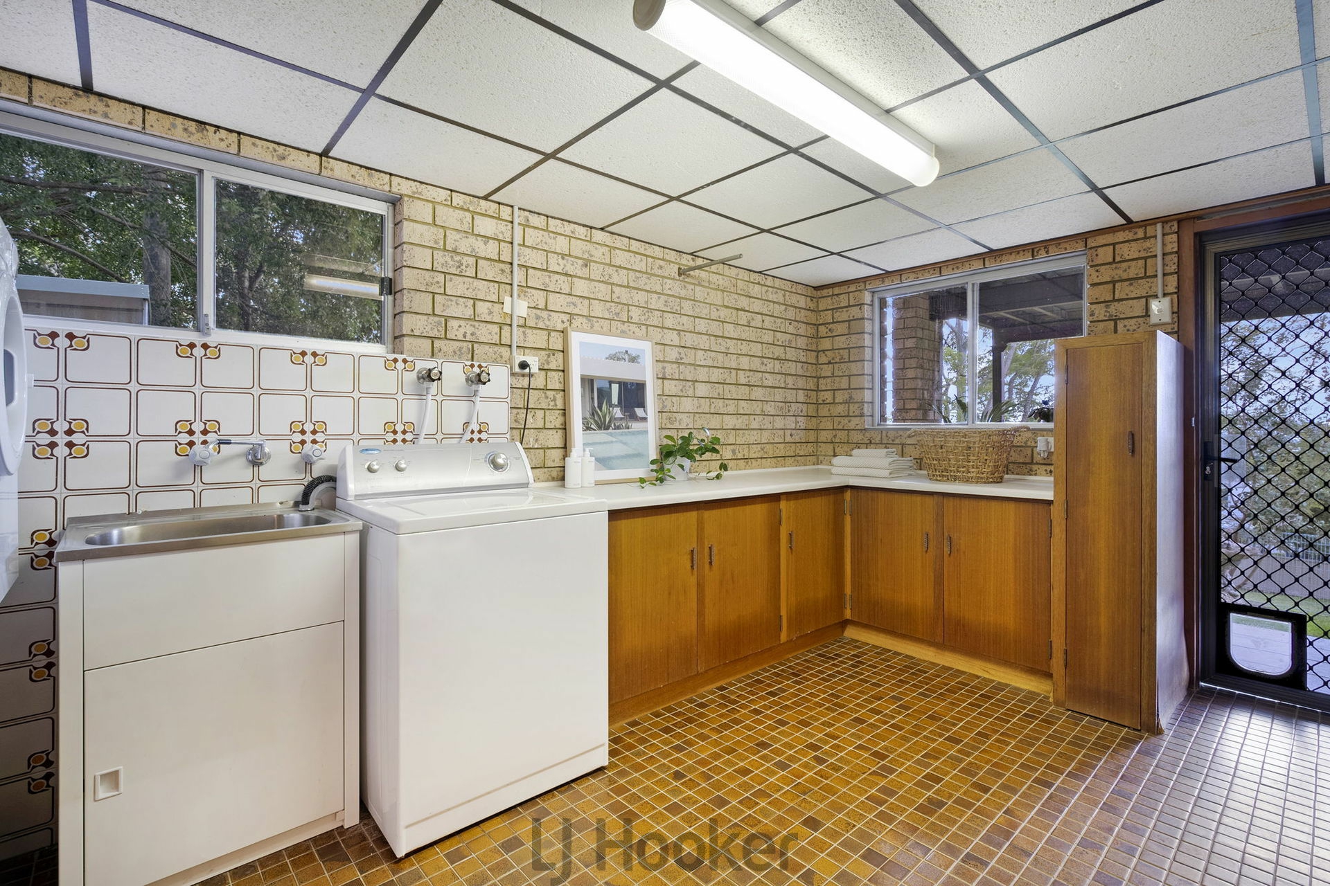 16 The Quarterdeck, CAREY BAY