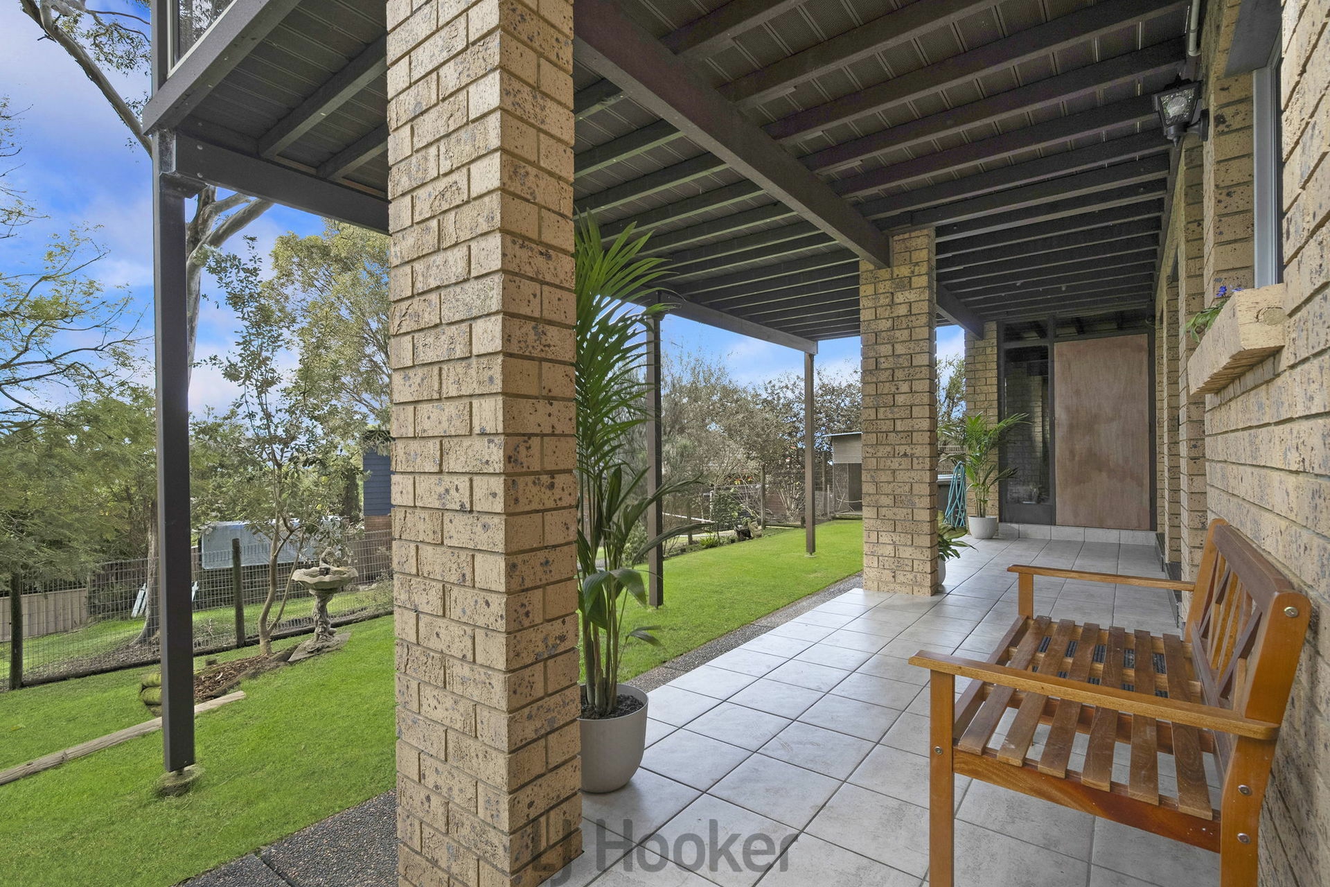 16 The Quarterdeck, CAREY BAY