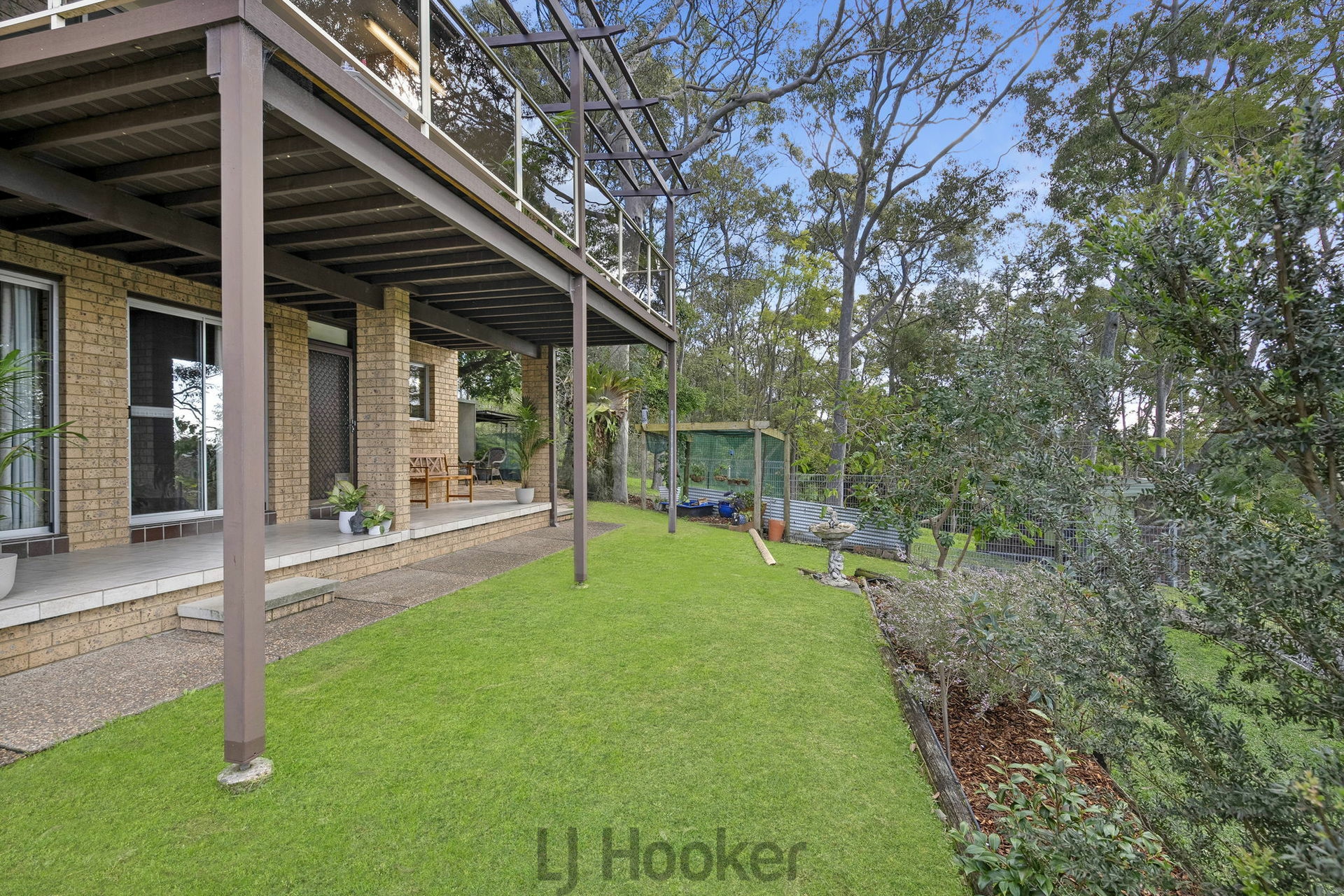 16 The Quarterdeck, CAREY BAY