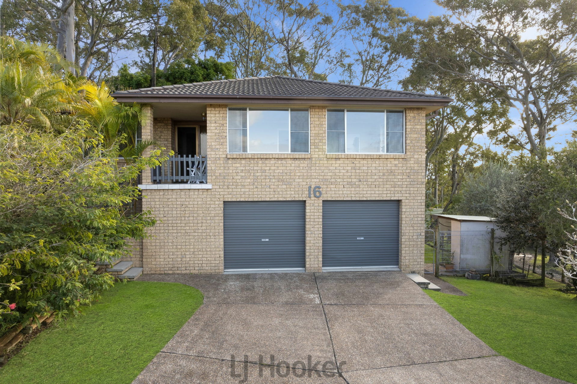 16 The Quarterdeck, CAREY BAY