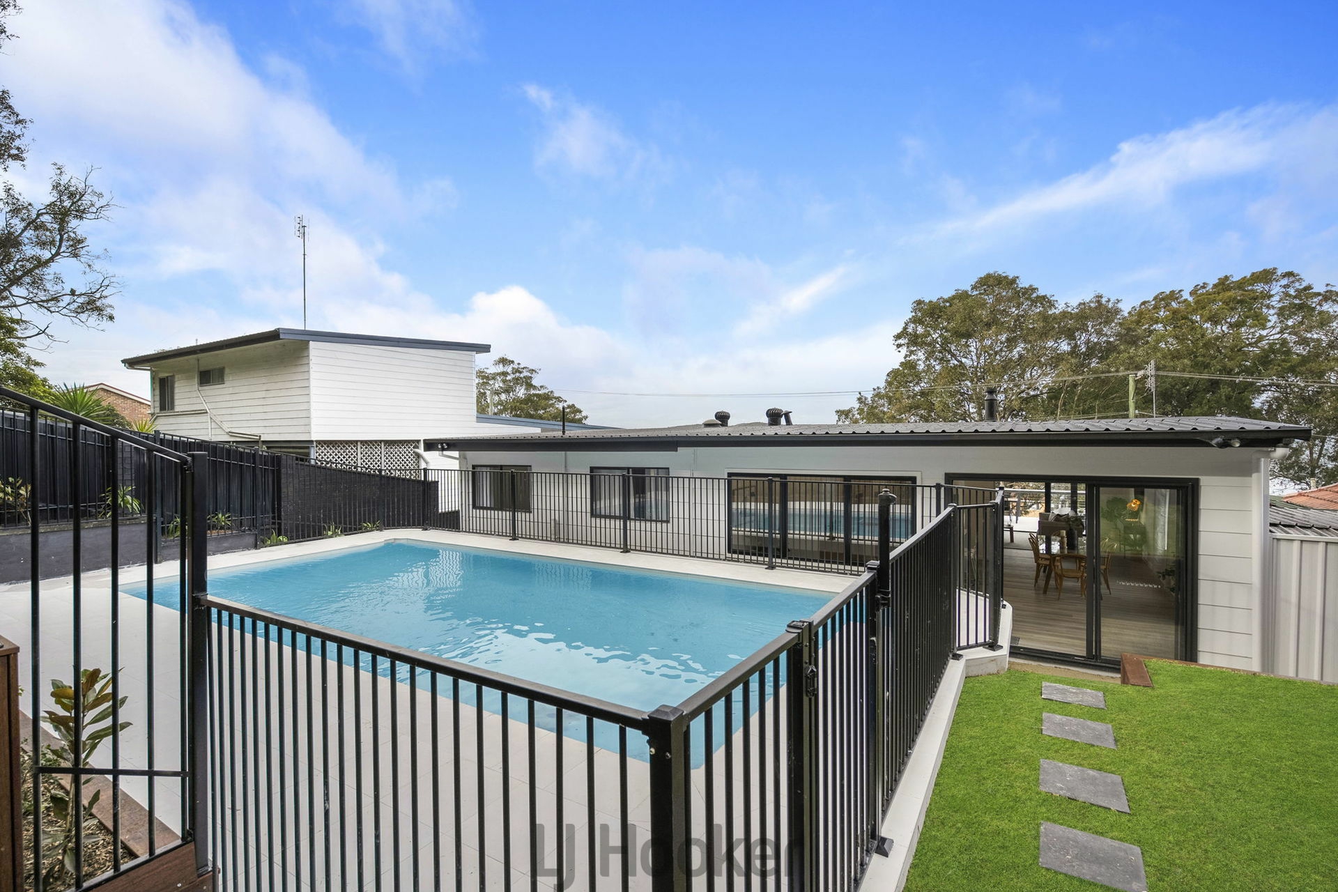 191 Skye Point Road, COAL POINT