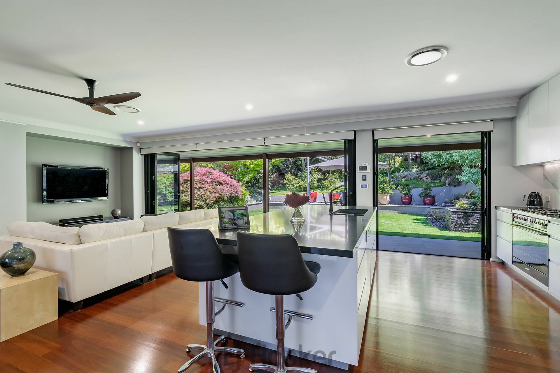 49 Excelsior Parade, CAREY BAY