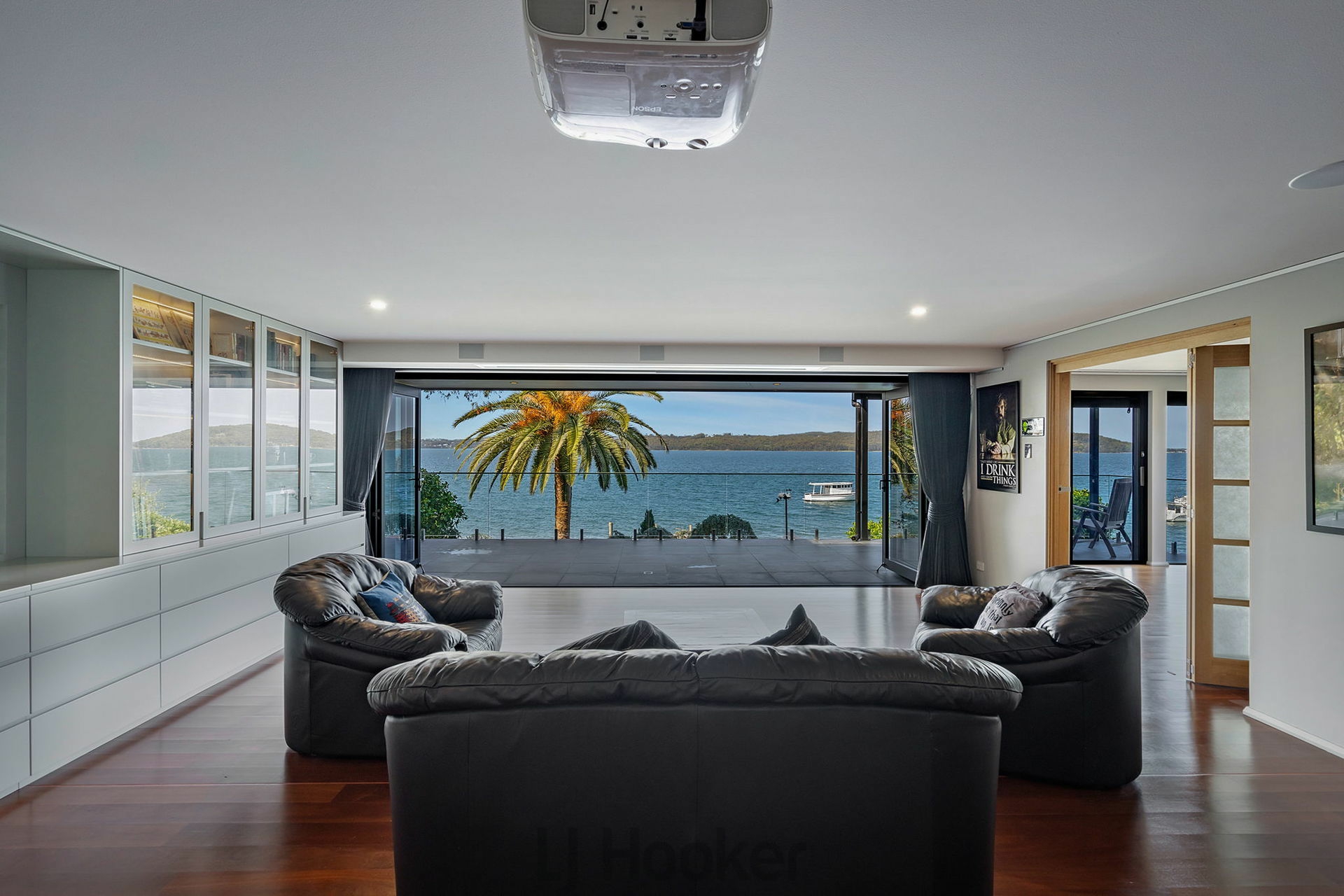 49 Excelsior Parade, CAREY BAY