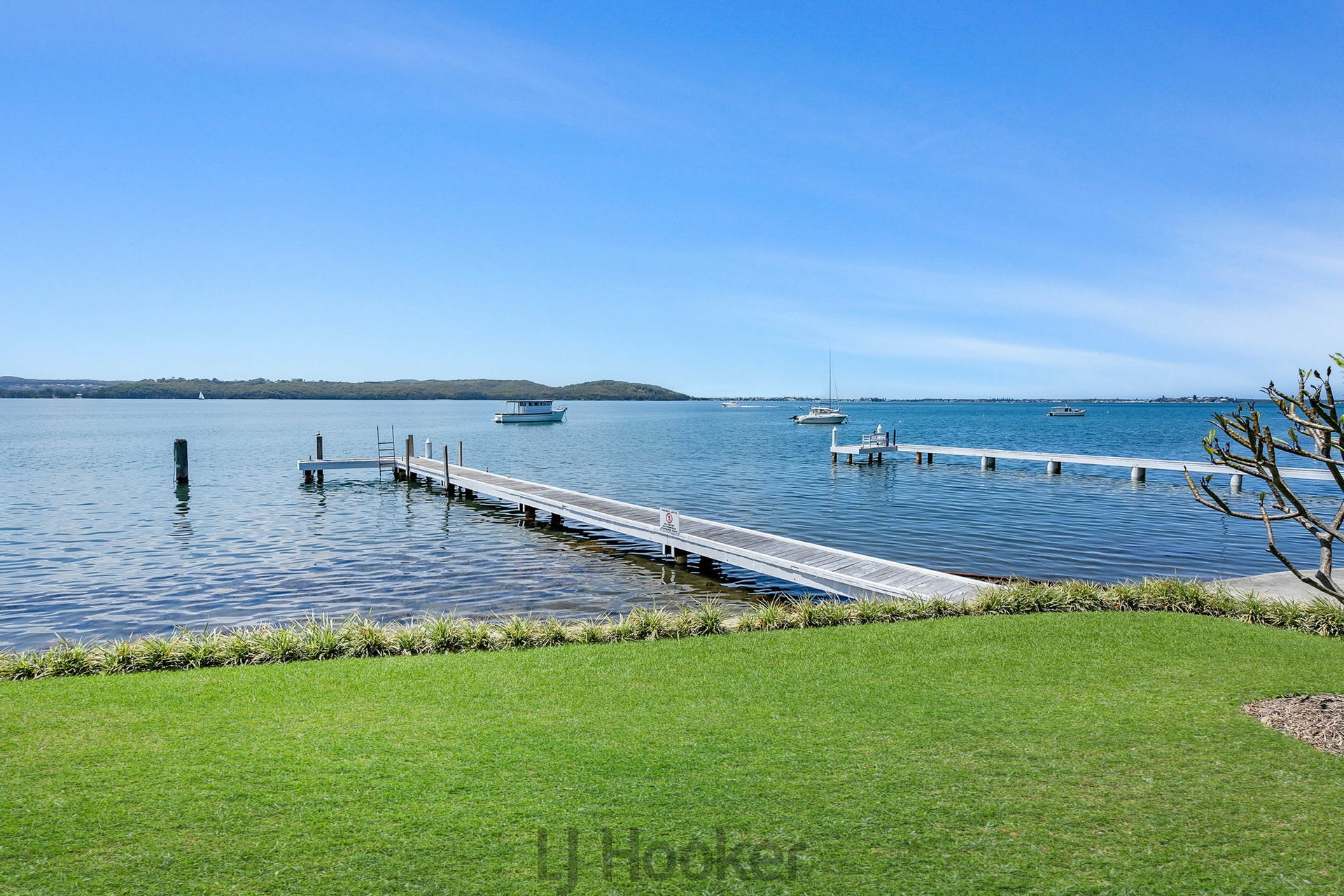 49 Excelsior Parade, CAREY BAY