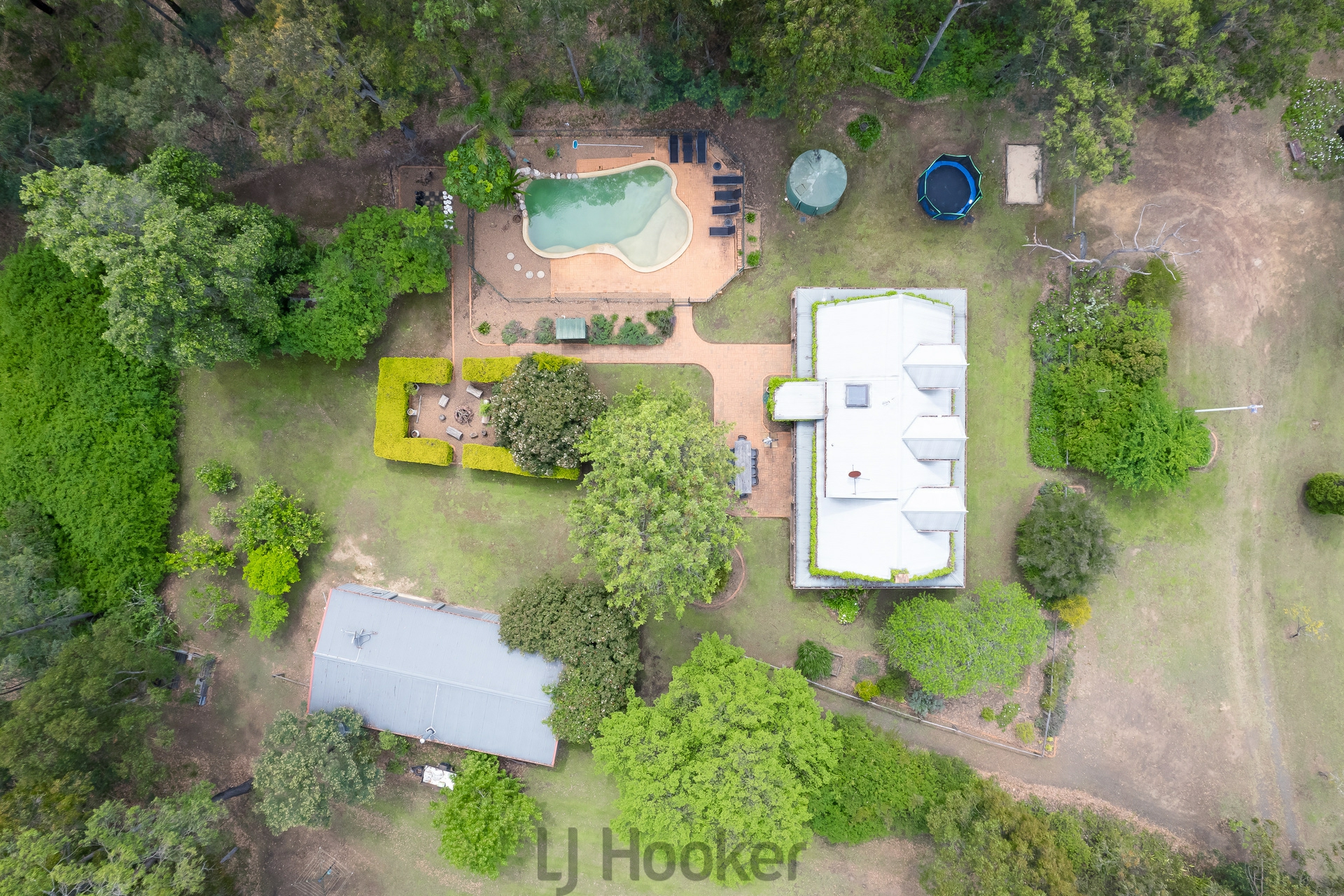 15 Mill Lane, QUORROBOLONG