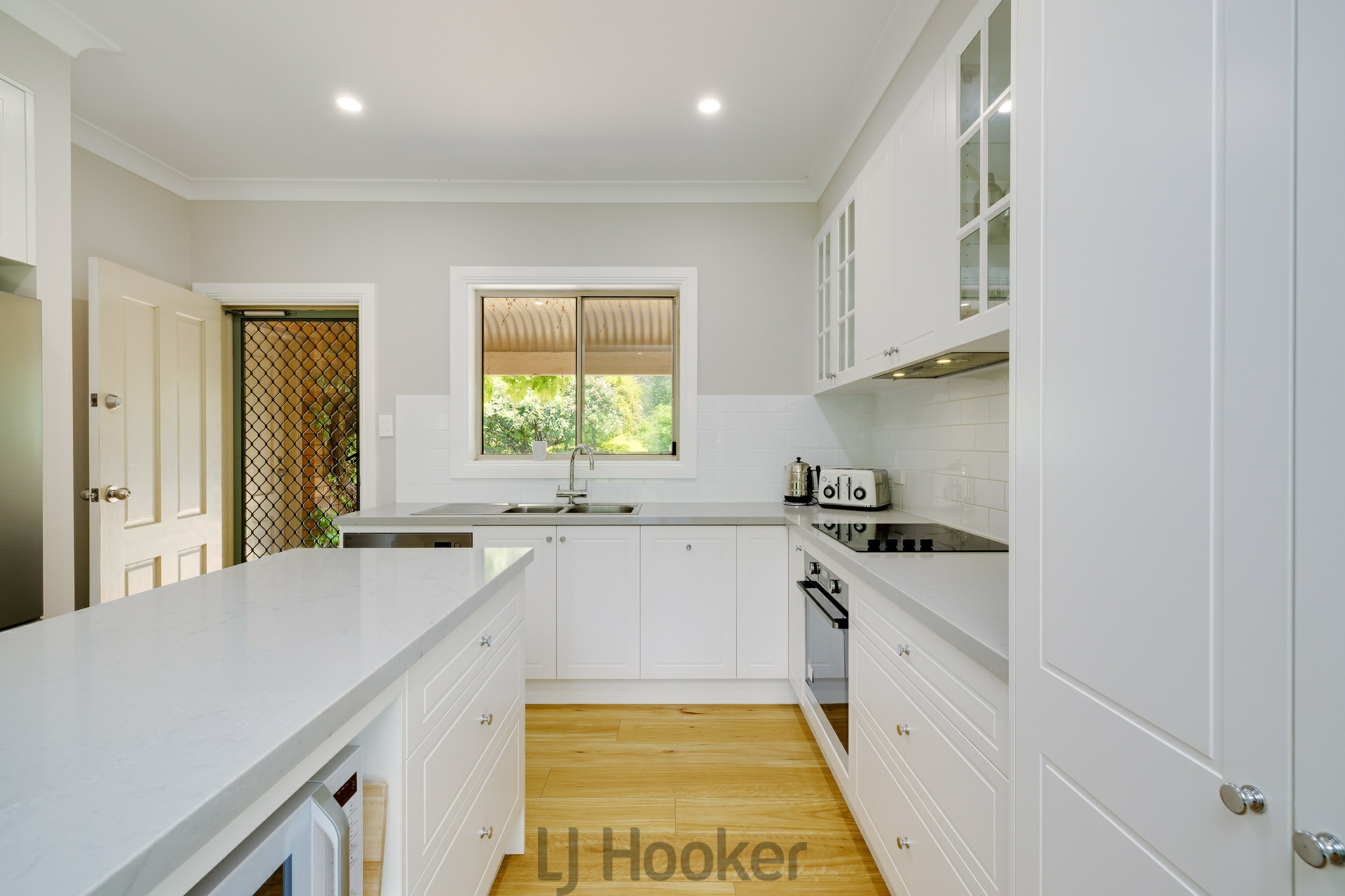 15 Mill Lane, QUORROBOLONG