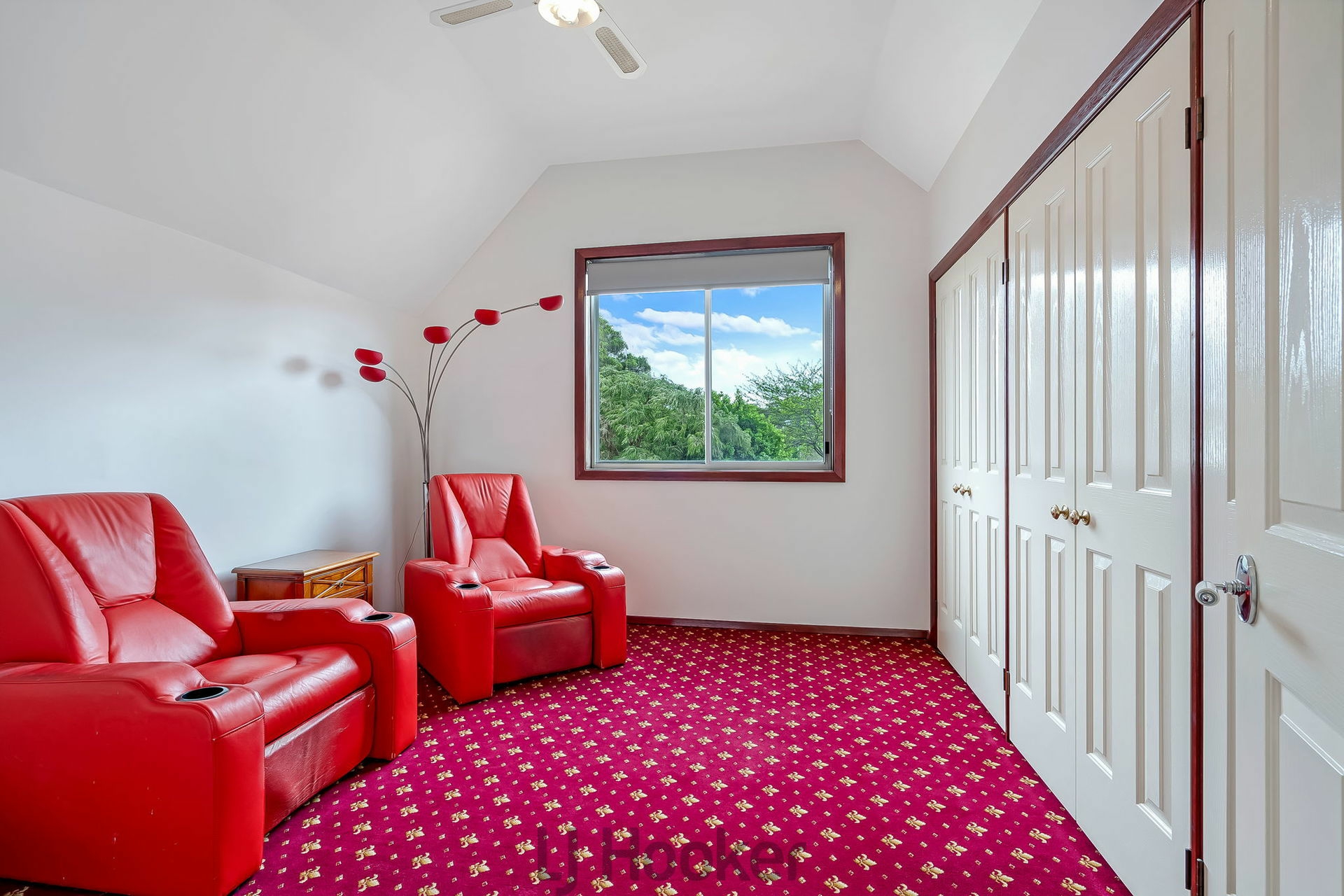 5 Balmoral Place, BALMORAL