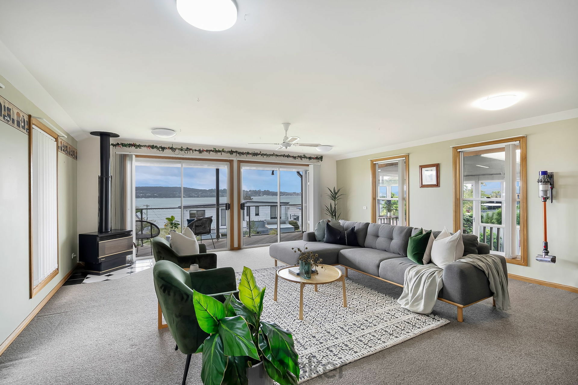 8 Berkeley Street, SPEERS POINT