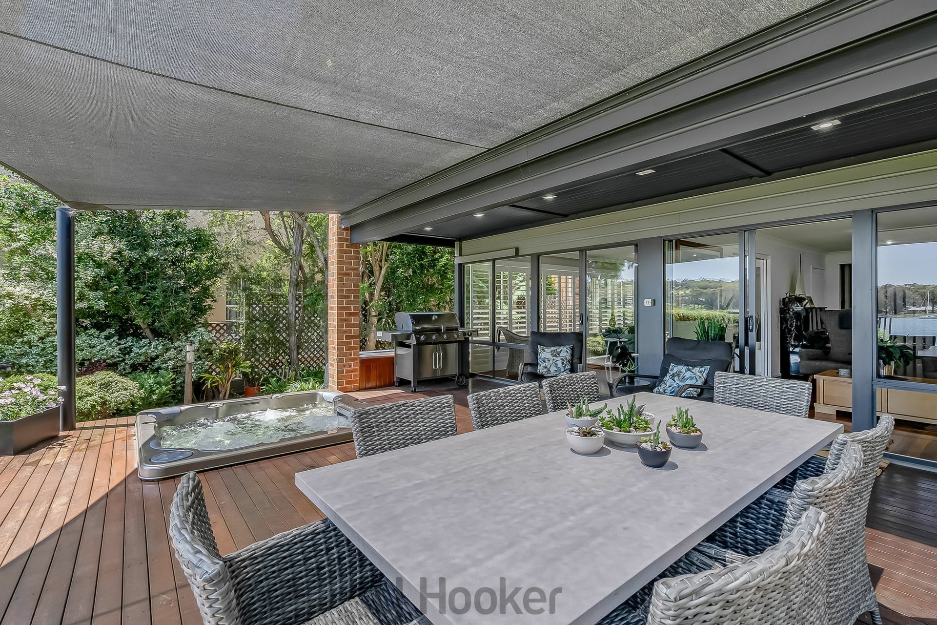 37 Dandaraga Road, BRIGHTWATERS