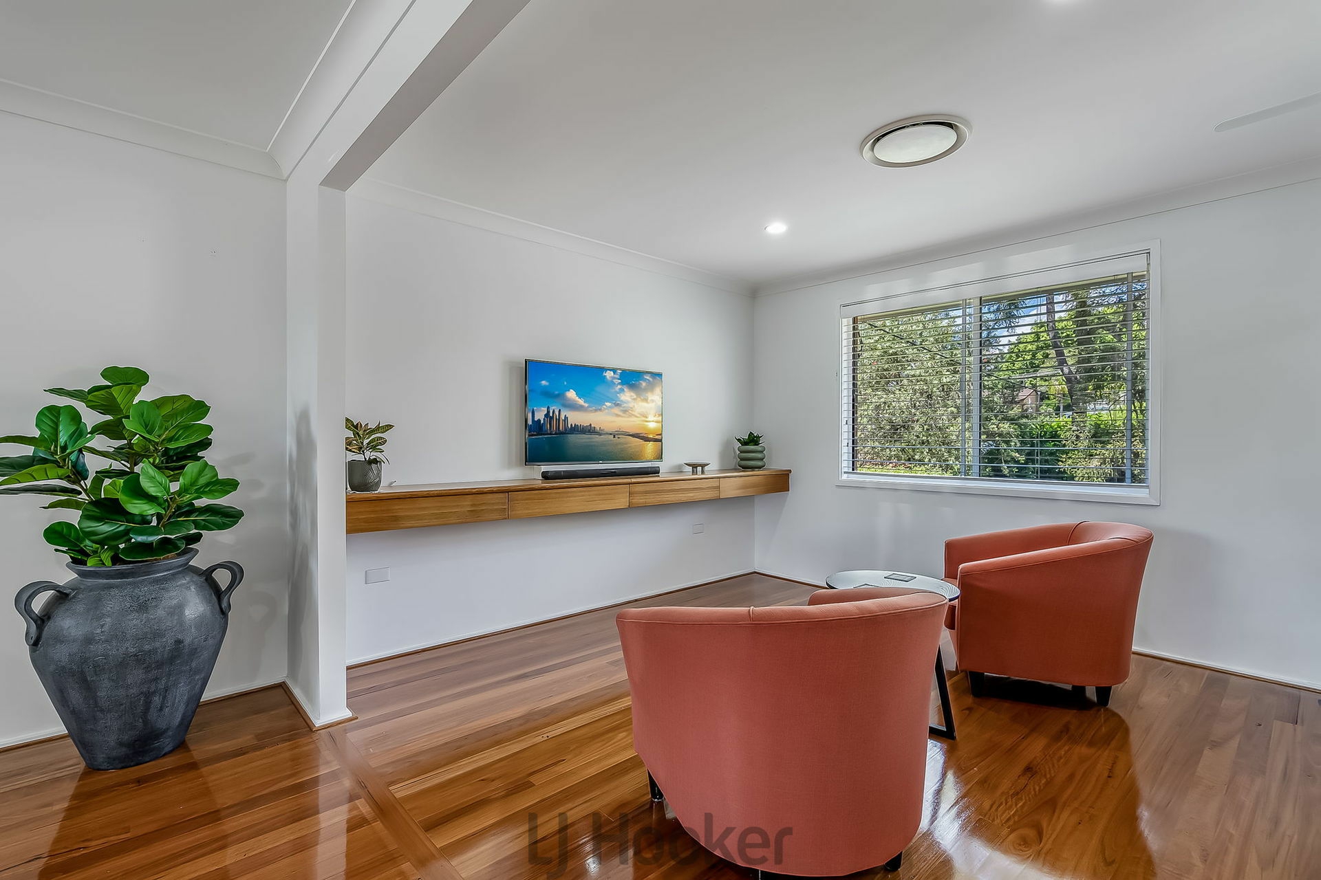 37 Dandaraga Road, BRIGHTWATERS