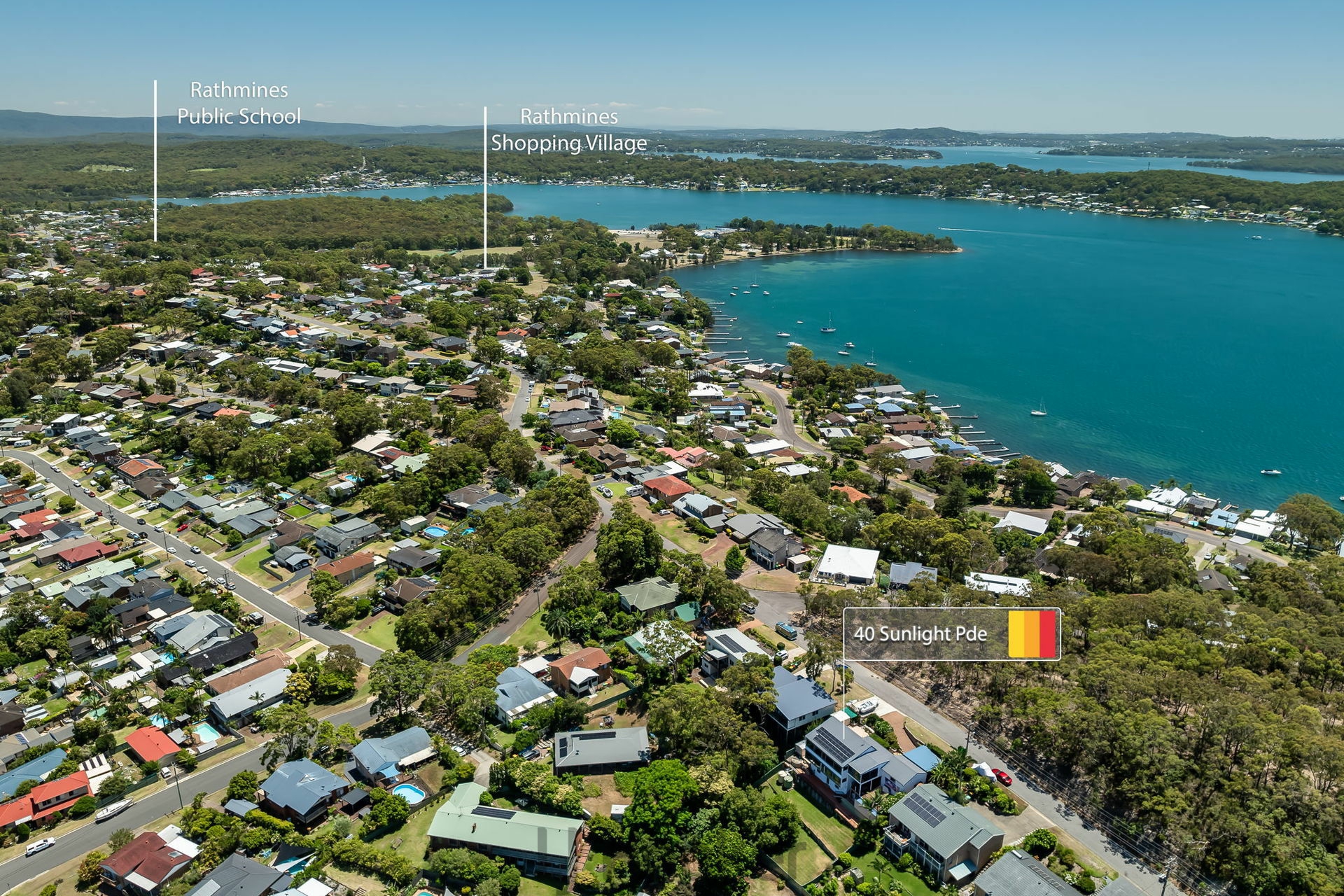 40 Sunlight Parade, FISHING POINT