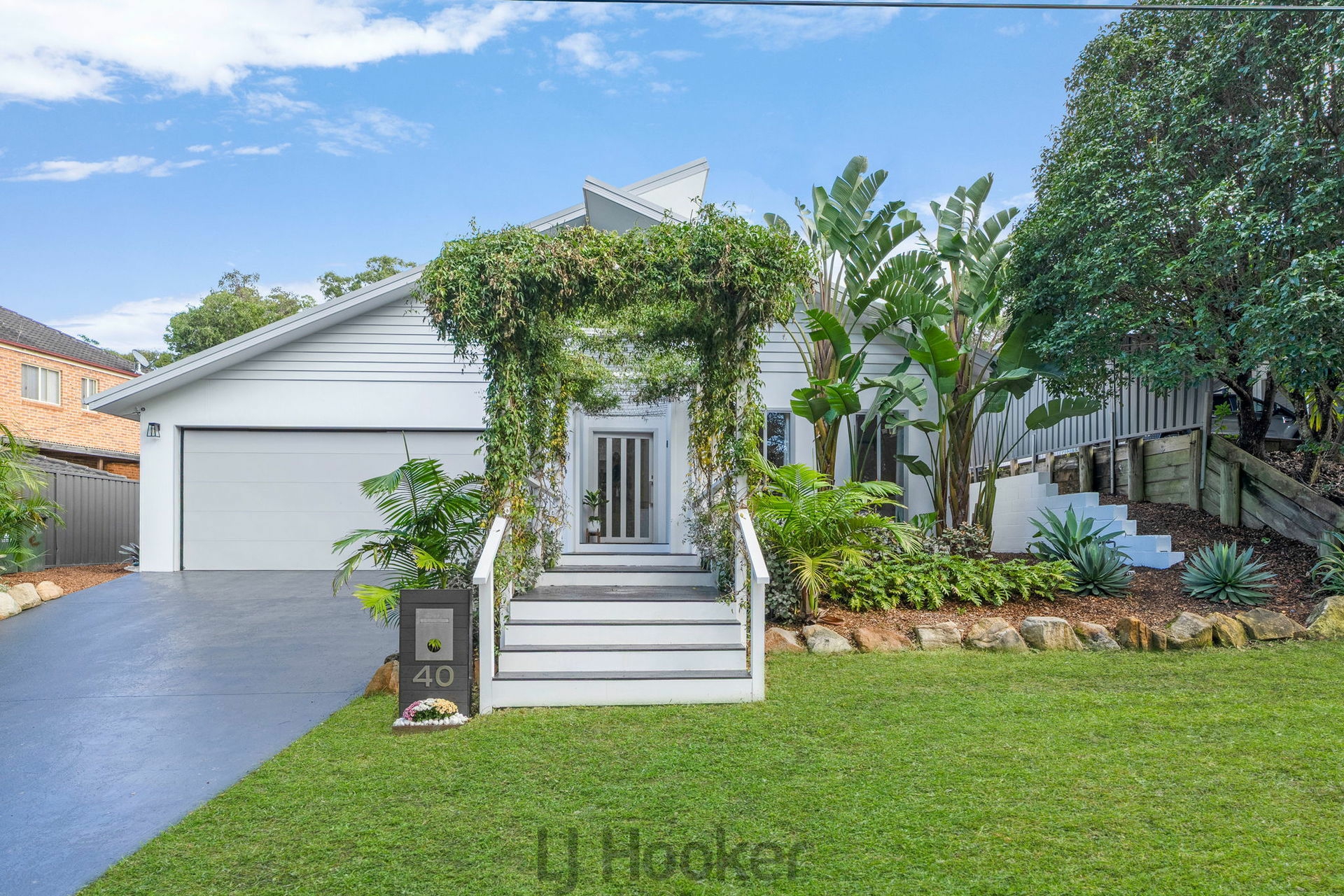 40 Todmorden Road, BUTTABA