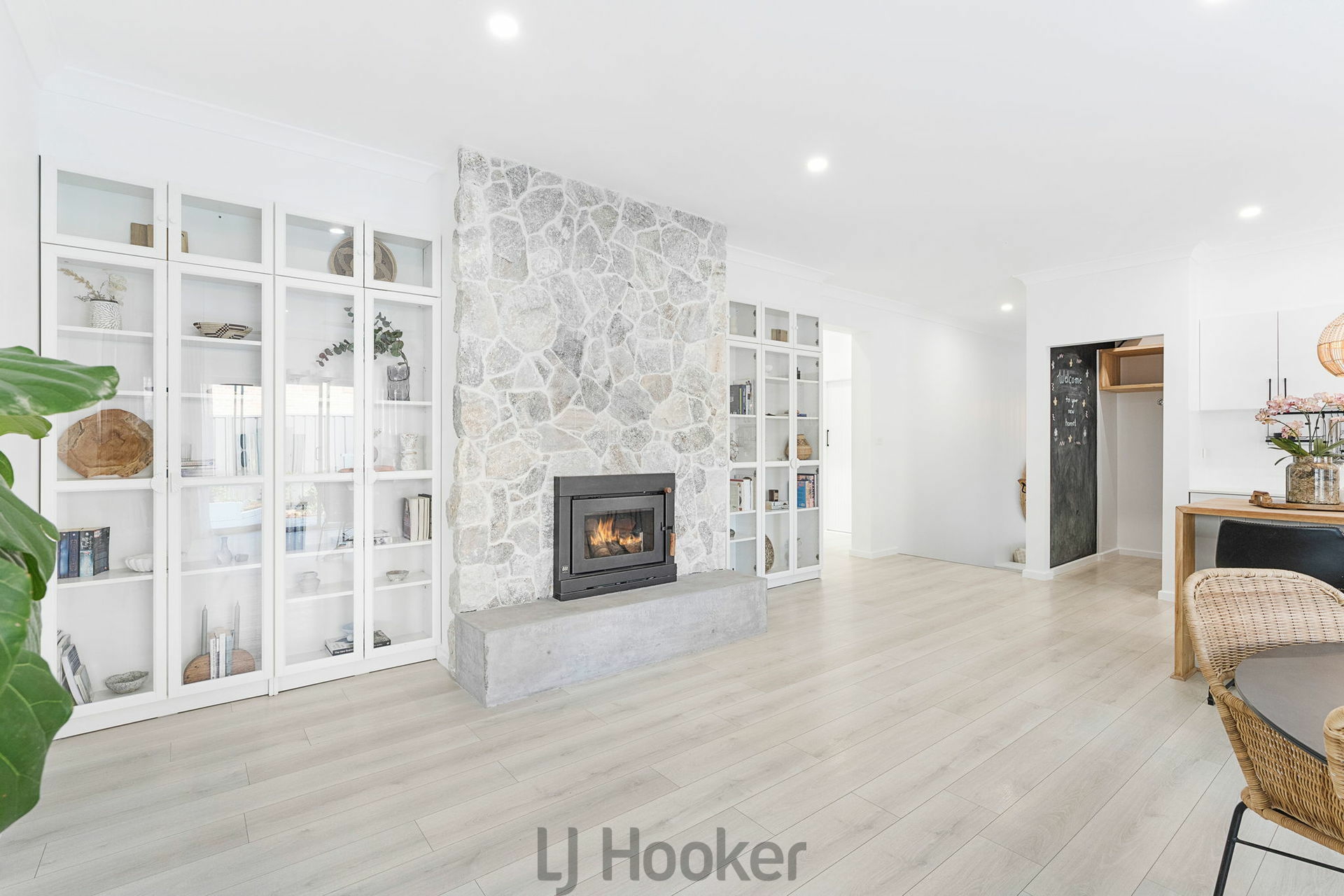 40 Todmorden Road, BUTTABA