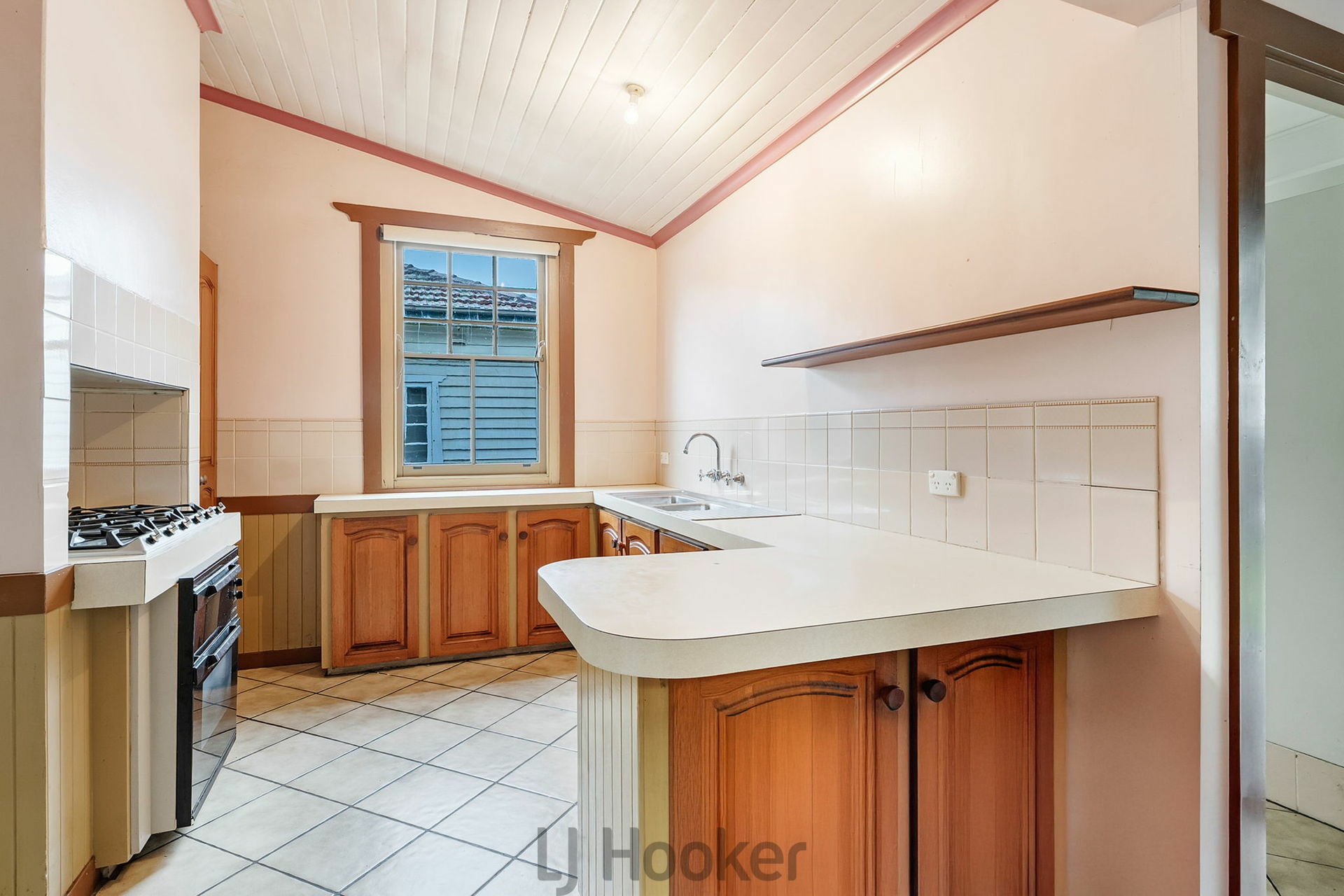 27 Hunter Street, TORONTO