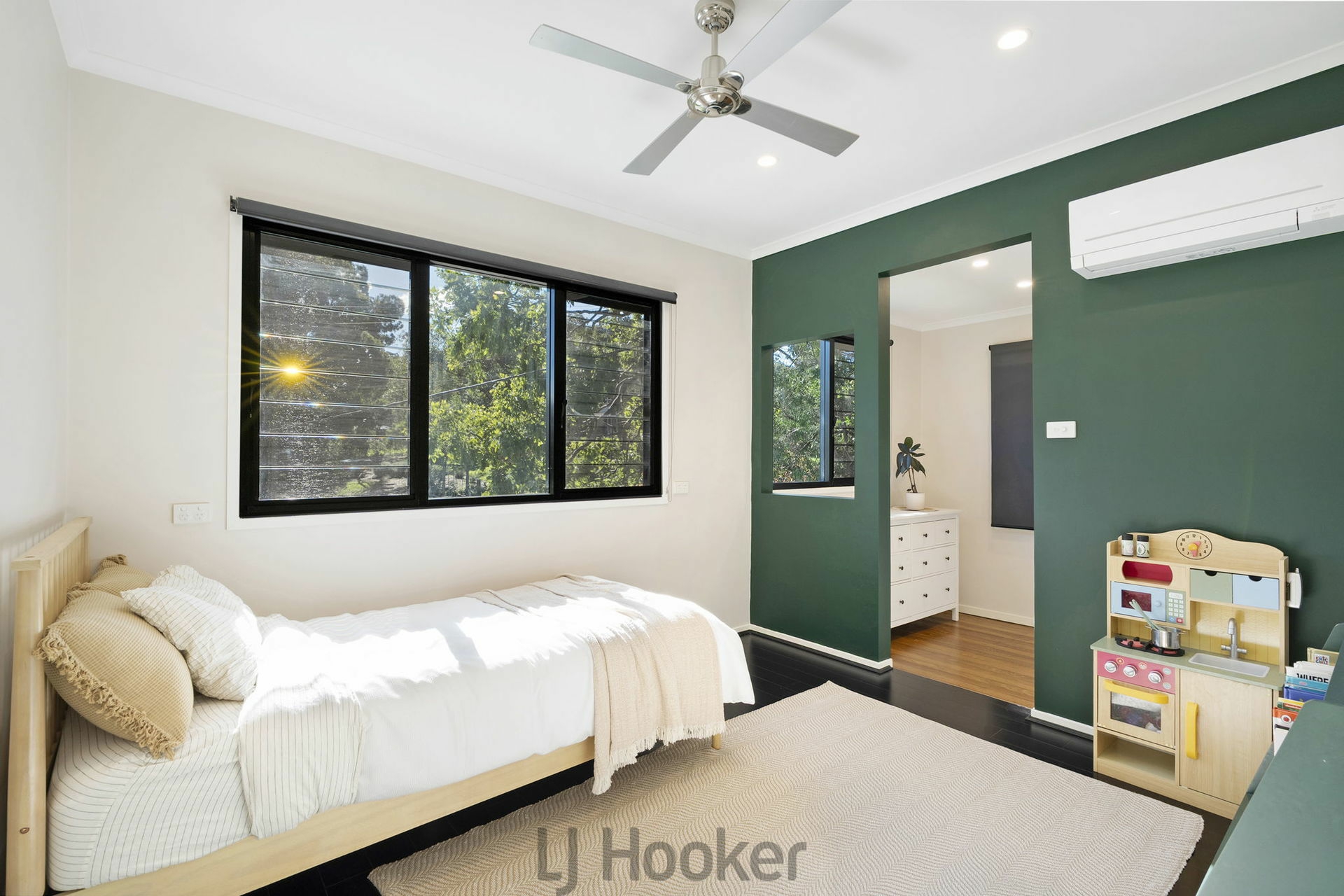 18 Rofe Street, COAL POINT