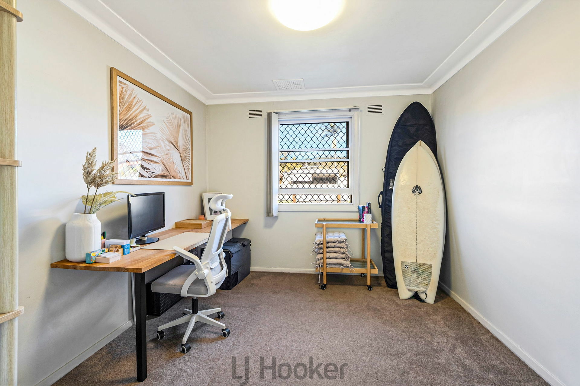 2 Alexander Street, MOUNT HUTTON