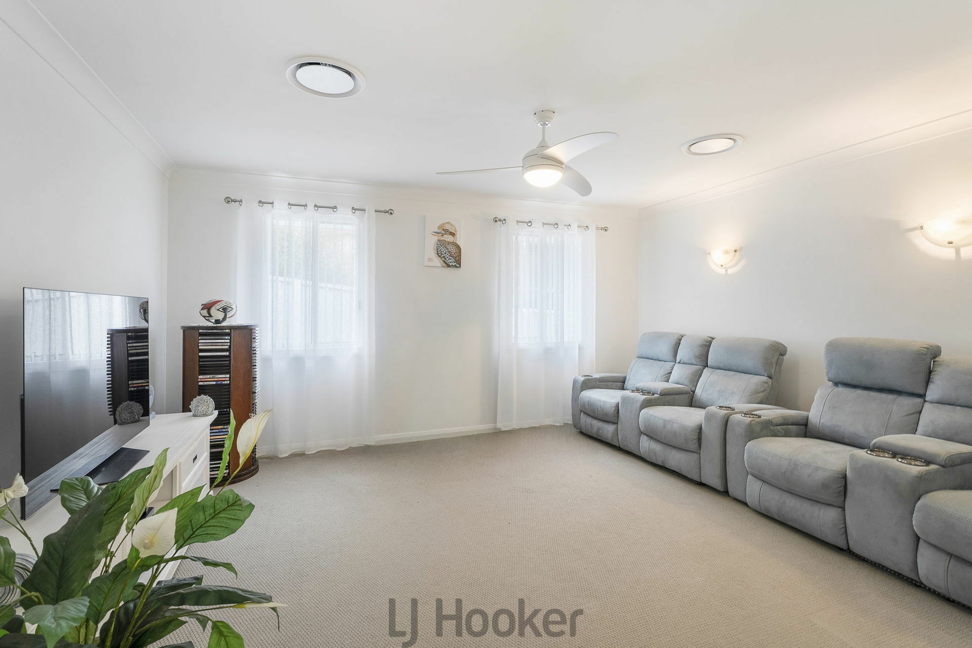 1 Ealing Crescent — photo 18 of 30