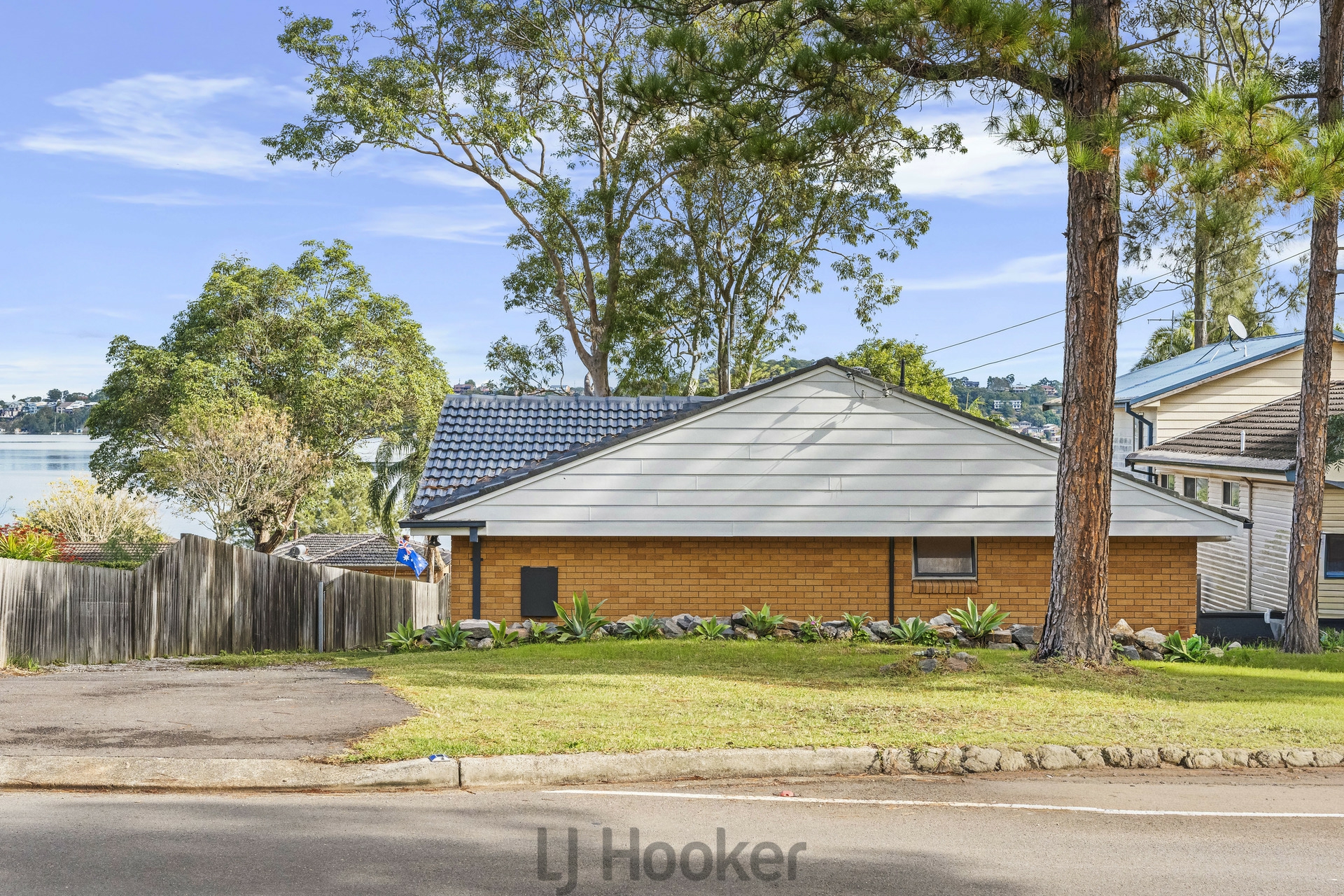 307 Coal Point Road — photo 23 of 26