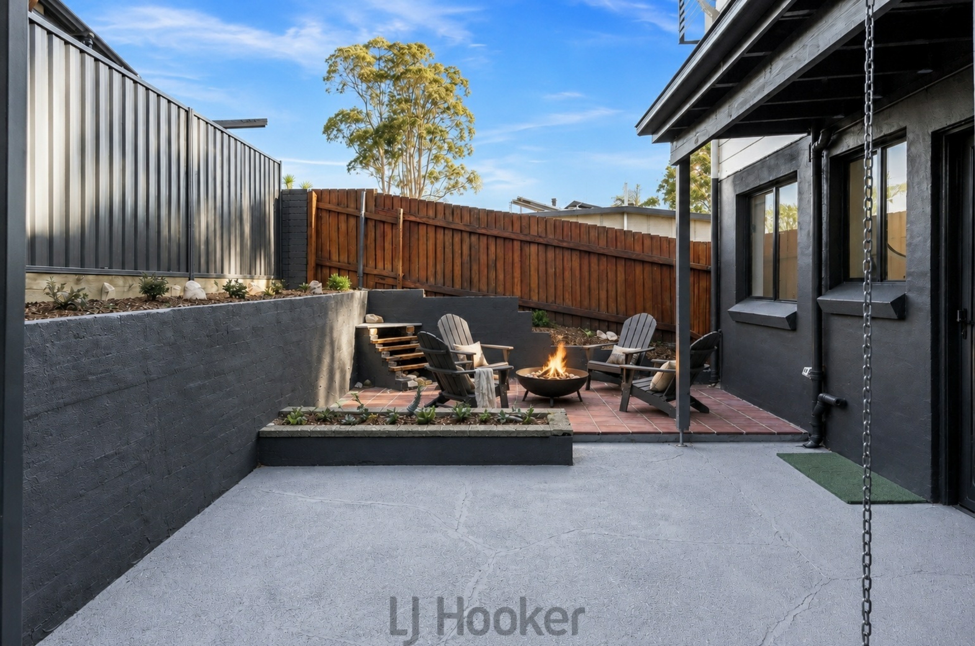110 Ilford Avenue — photo 11 of 25
