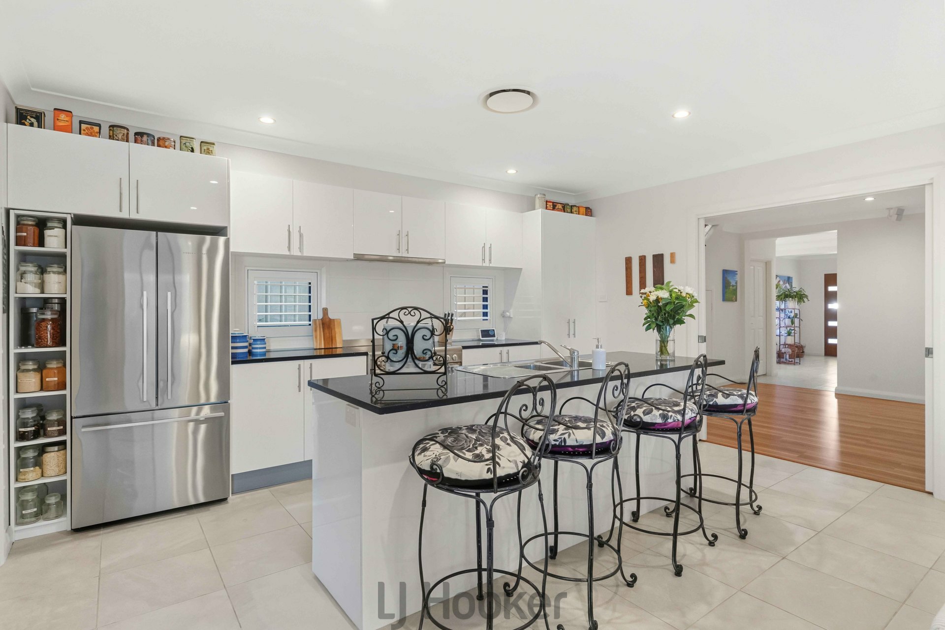 4 Rofe Street — photo 7 of 30