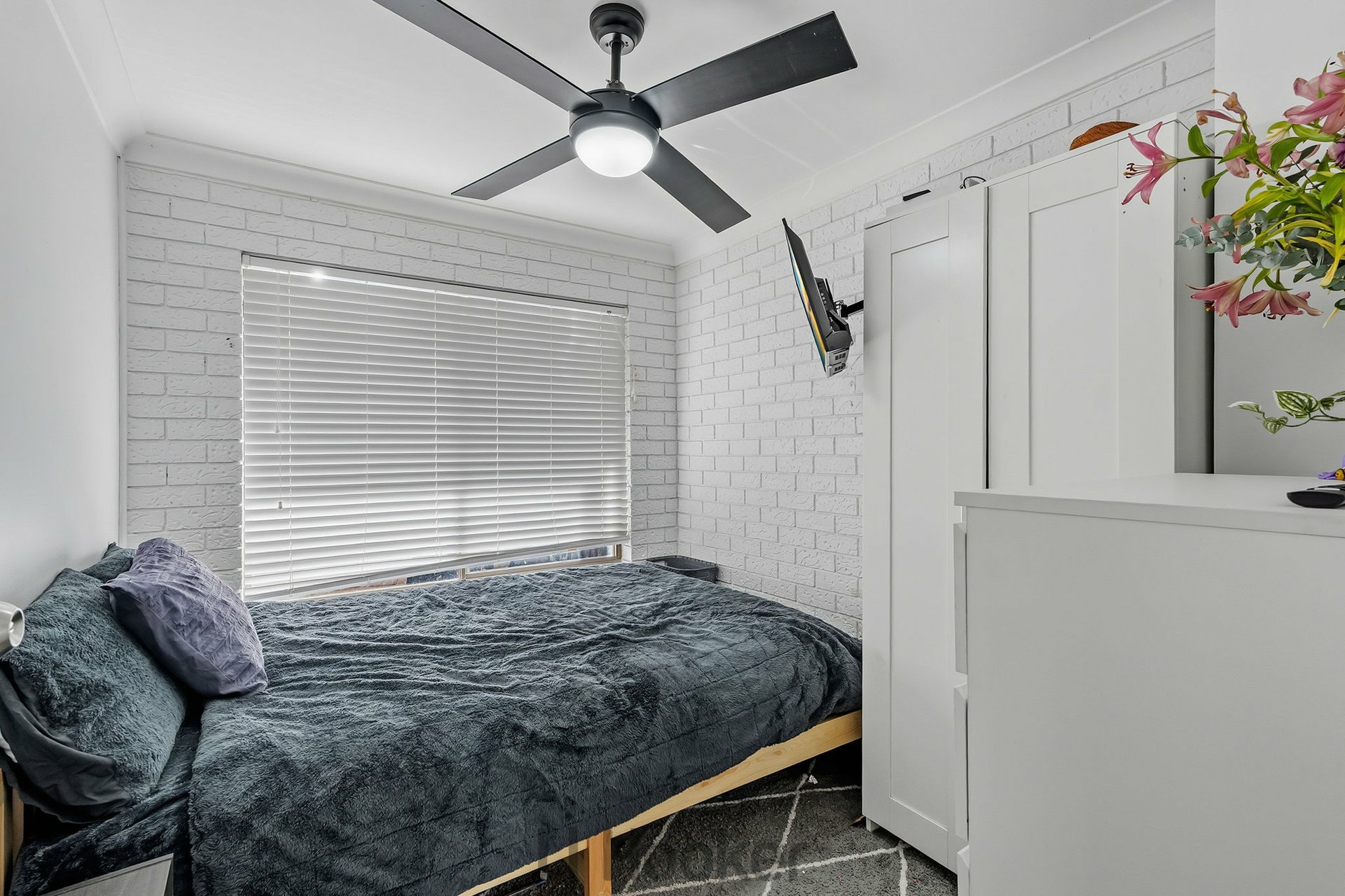 34a Thompson Road — photo 9 of 17