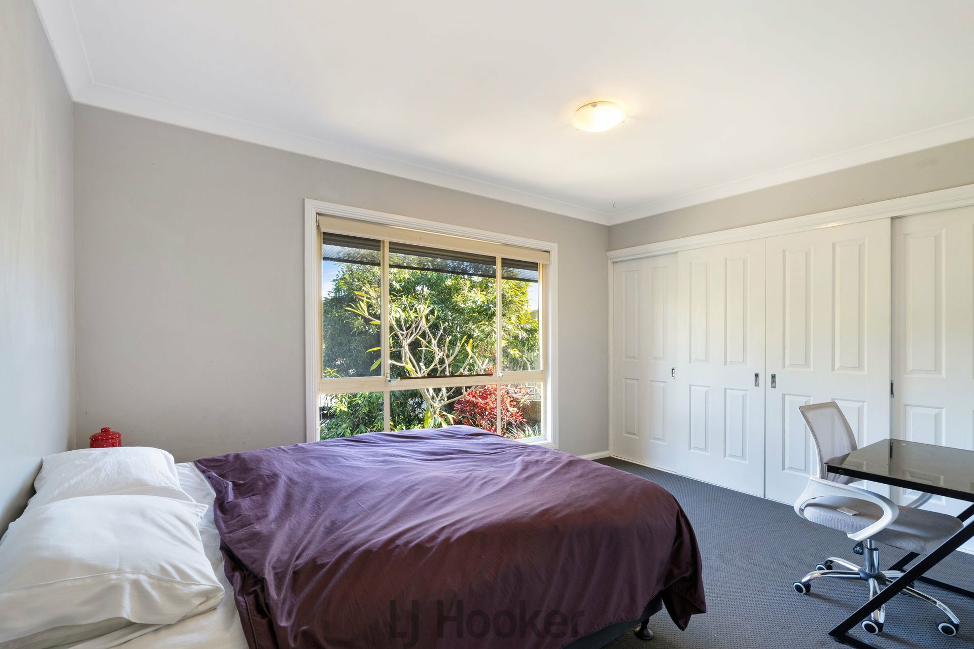 72 Alkrington Avenue — photo 14 of 27