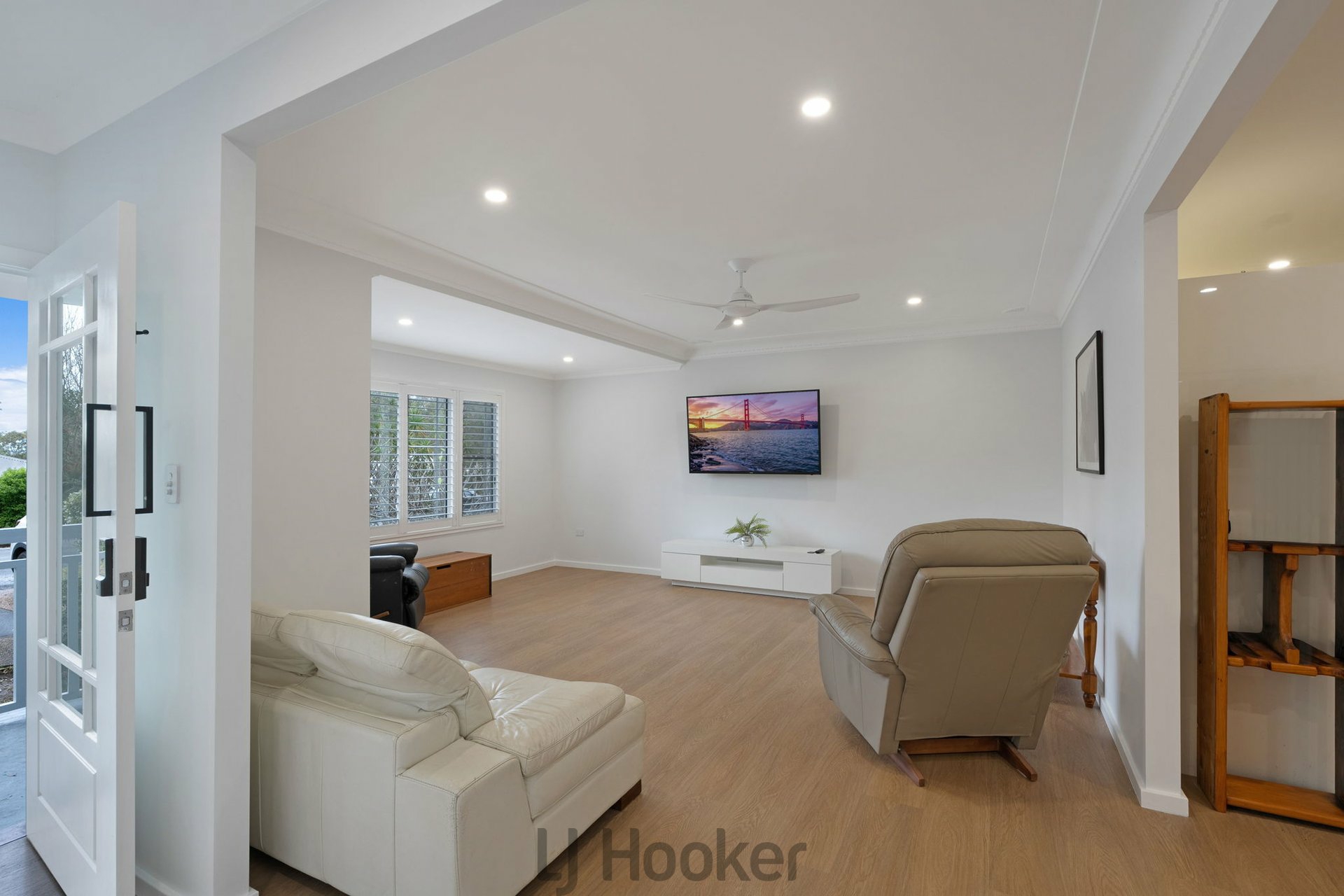 33 Barina Avenue — photo 9 of 30