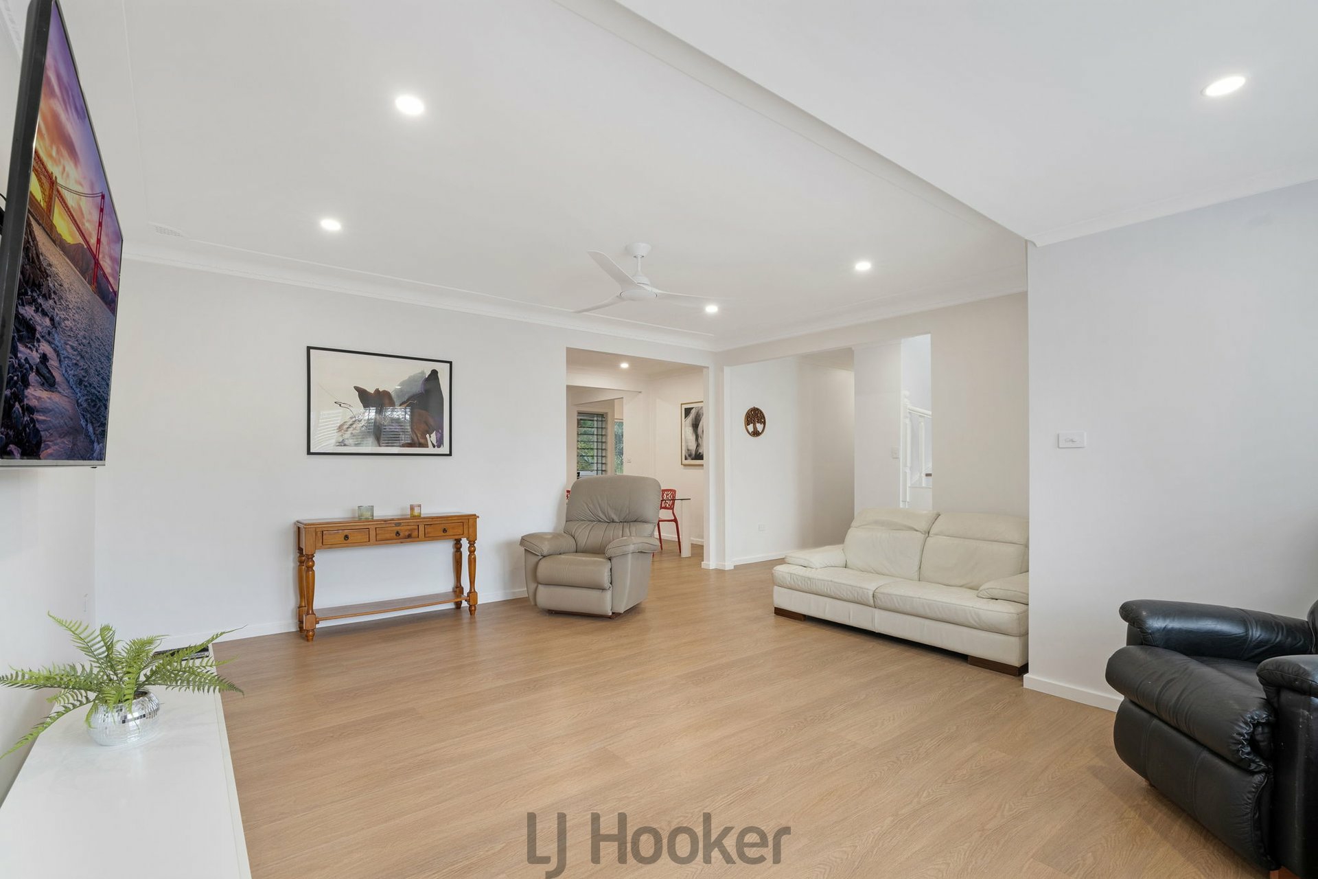 33 Barina Avenue — photo 10 of 30
