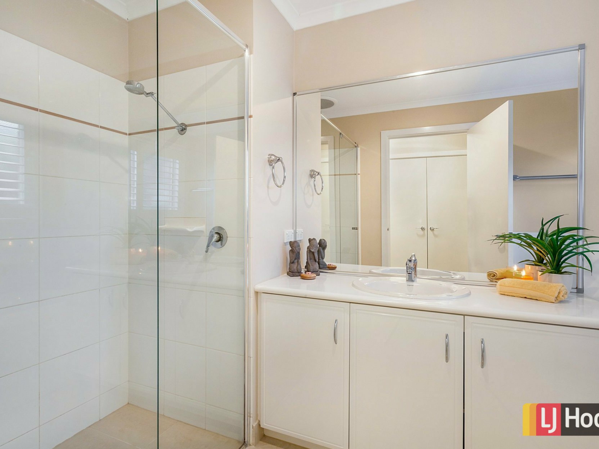 9 Craig Parry Drive, HIDDEN VALLEY