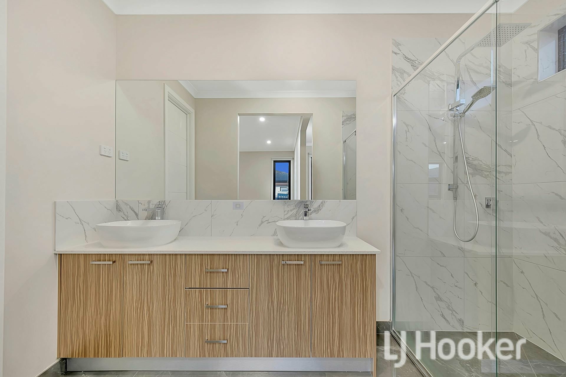 16 Appleberry Way, WALLAN