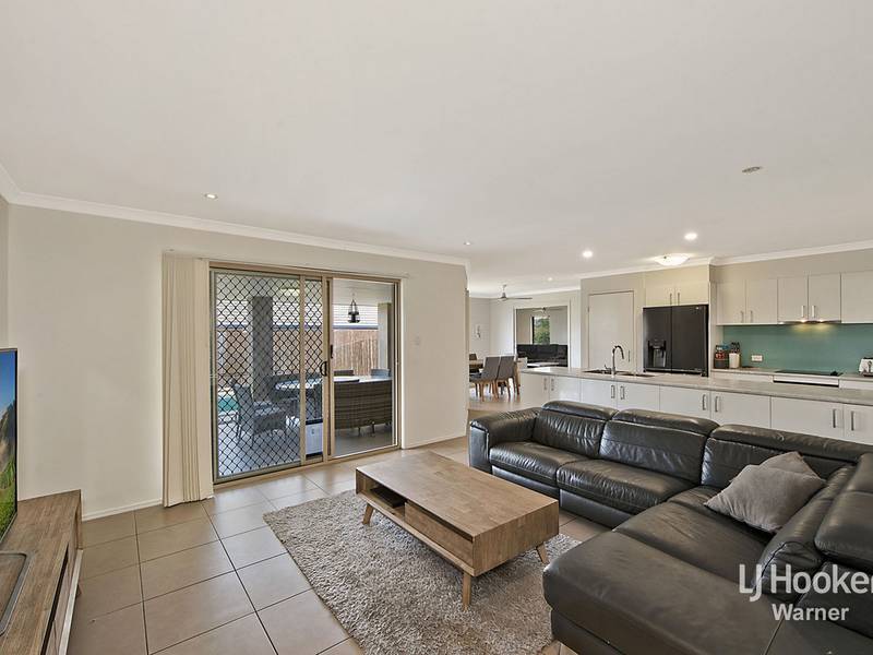 7 Barambah Circuit, WARNER