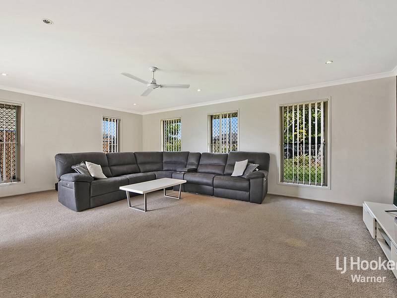 7 Barambah Circuit, WARNER