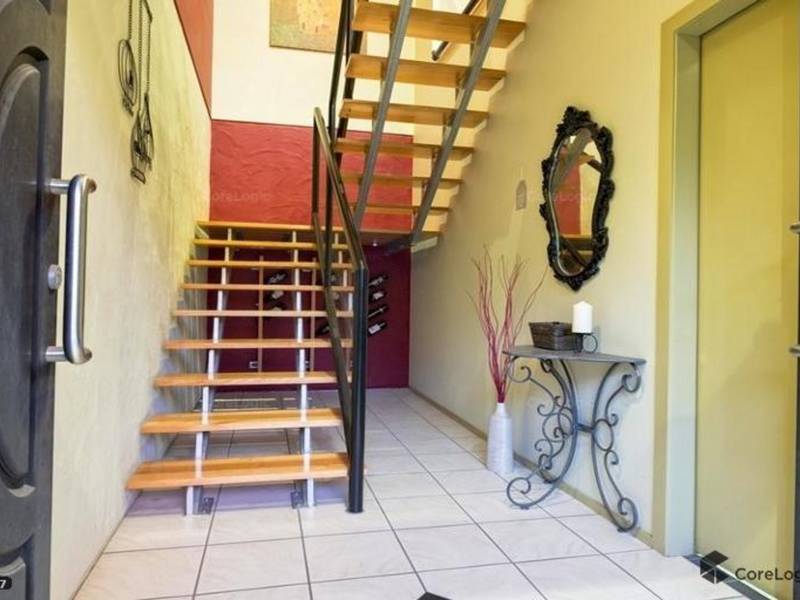 24 Talisman Court,, EATONS HILL