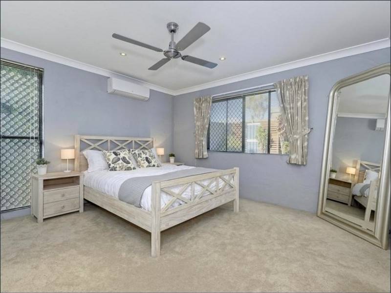 24 Talisman Court,, EATONS HILL