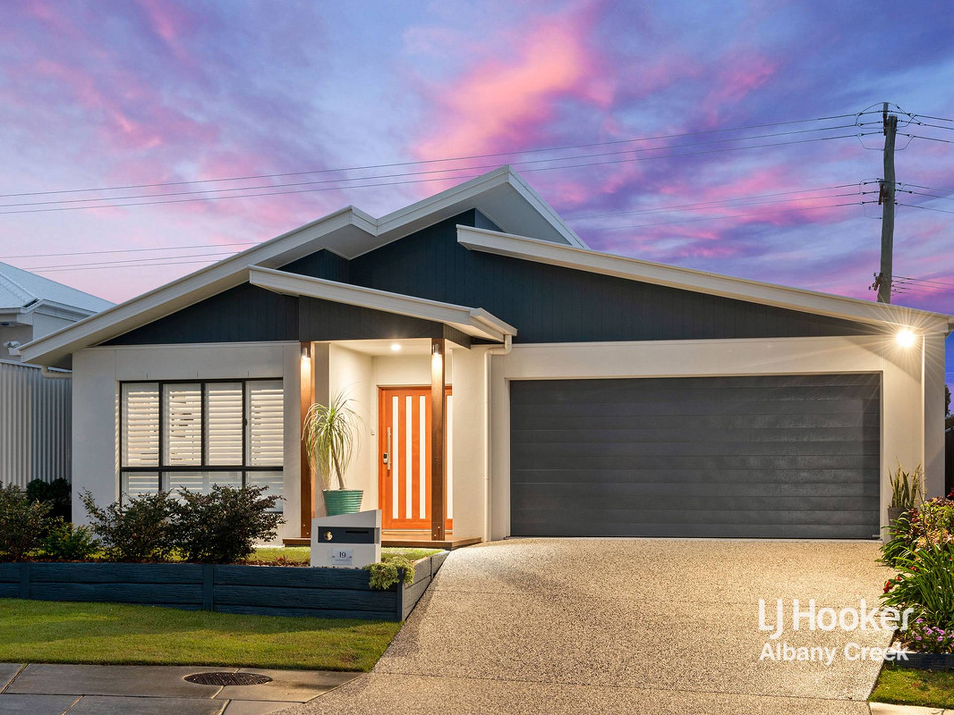19 Lady Guinevere Circuit, MURRUMBA DOWNS
