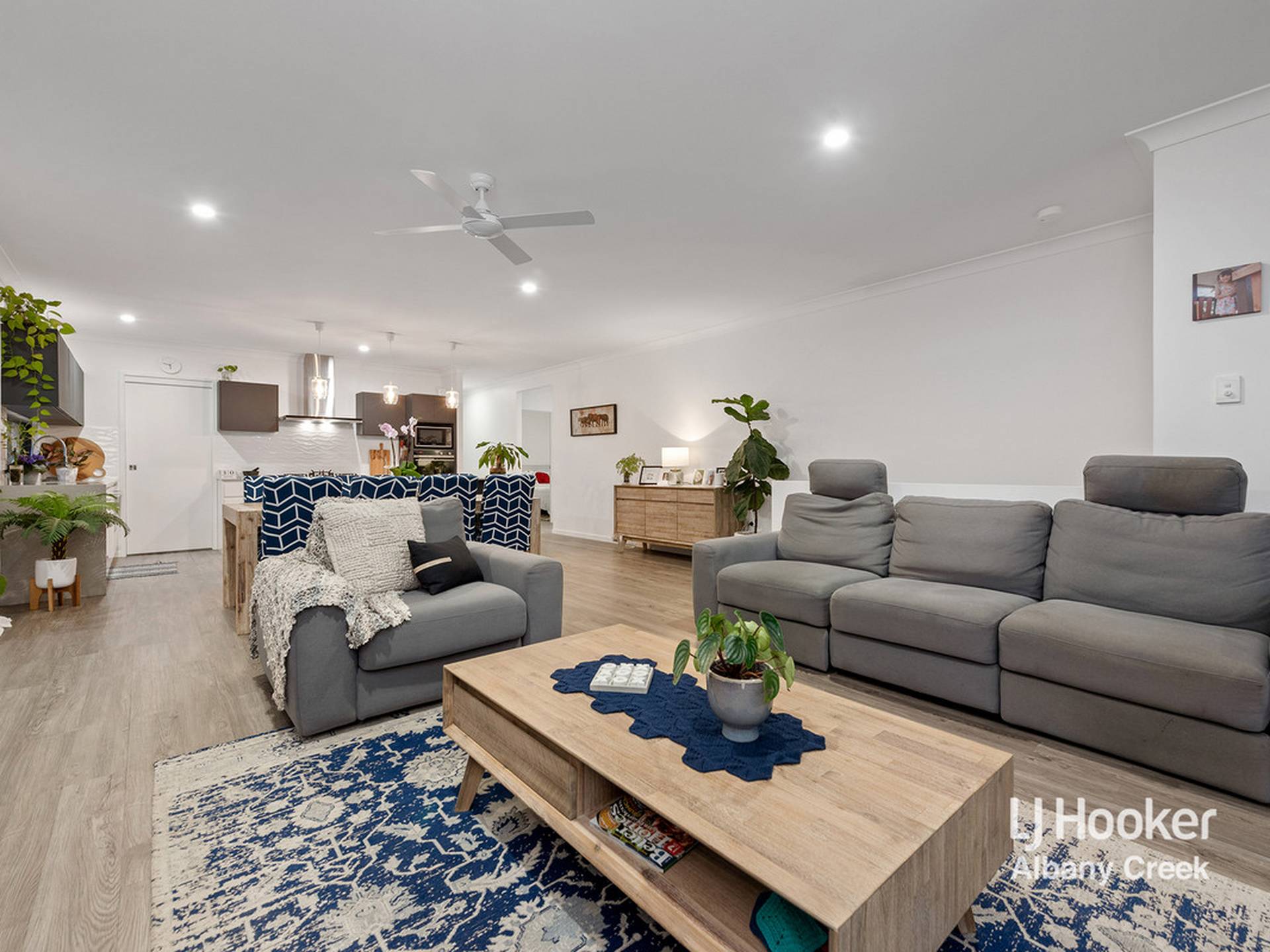 19 Lady Guinevere Circuit, MURRUMBA DOWNS