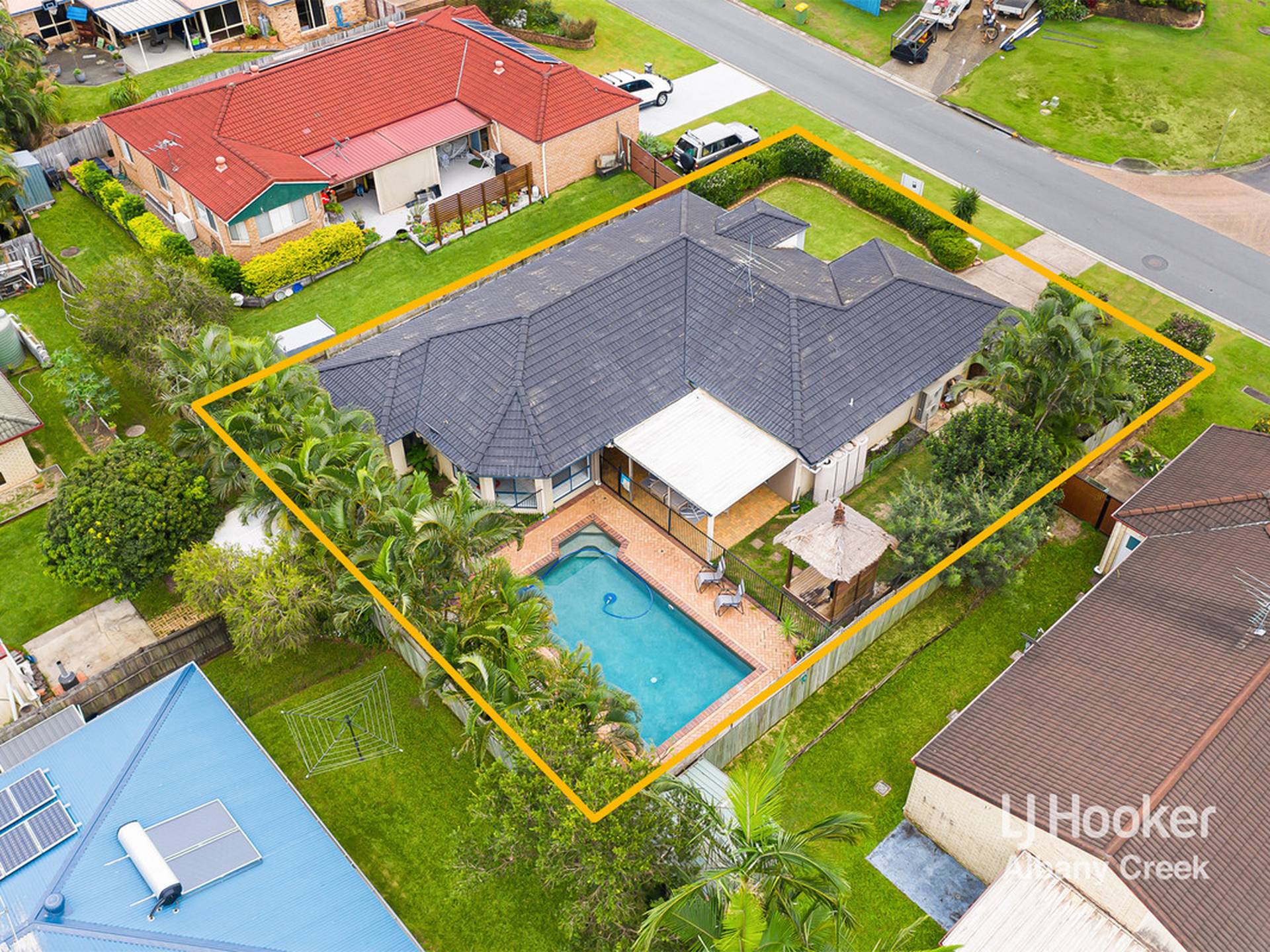 7 Sonata Drive, Warner