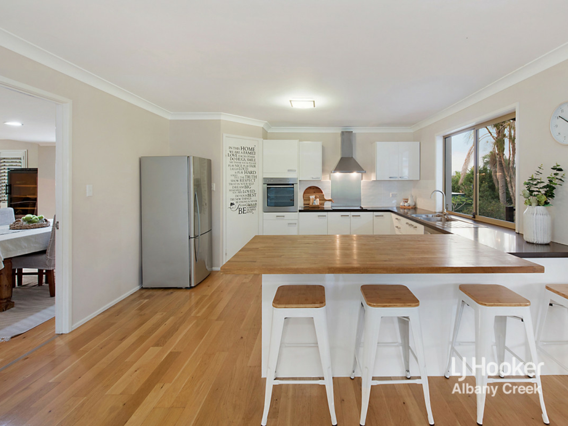 13 St Andrews Court, ALBANY CREEK