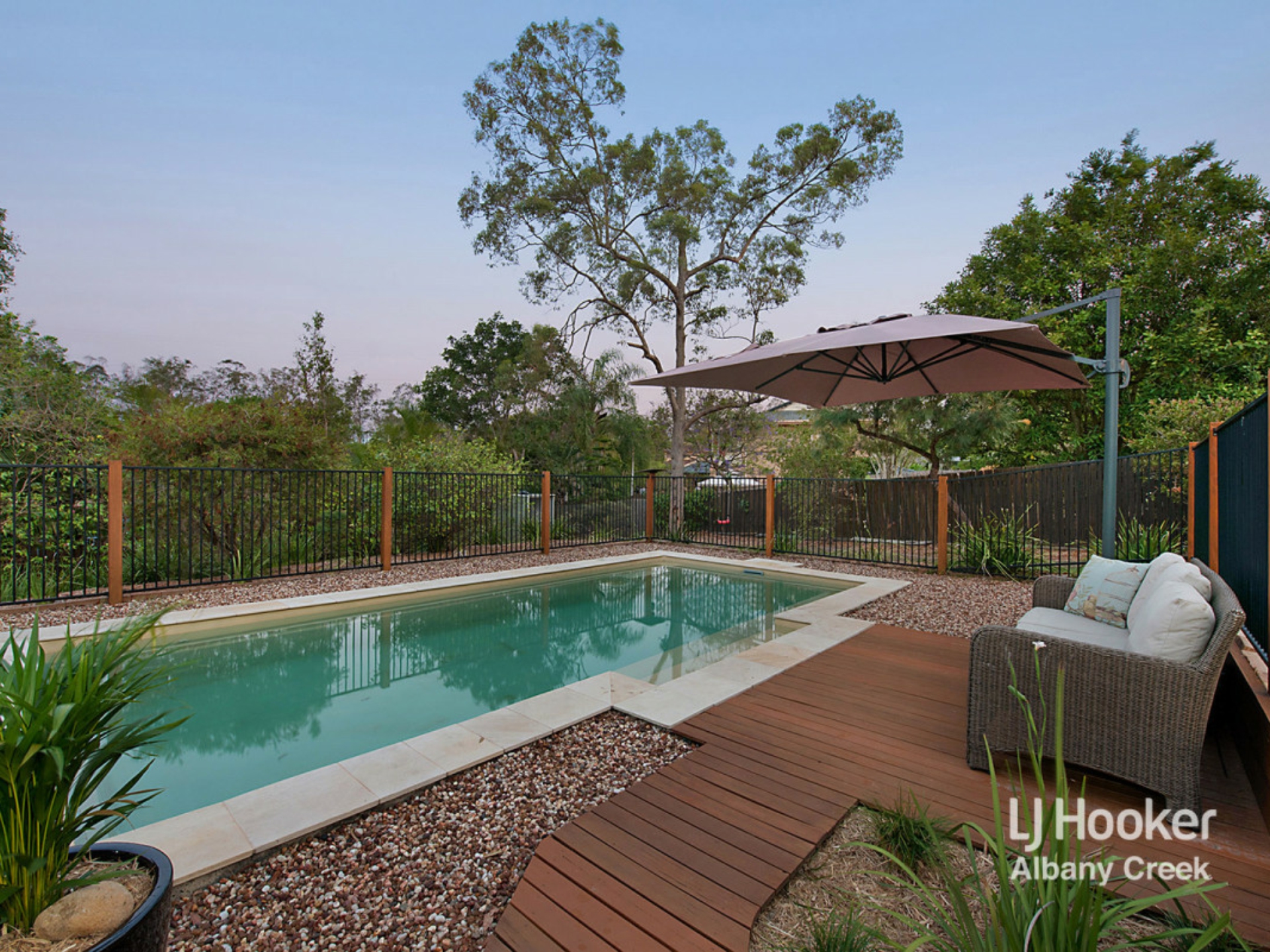 13 St Andrews Court, ALBANY CREEK