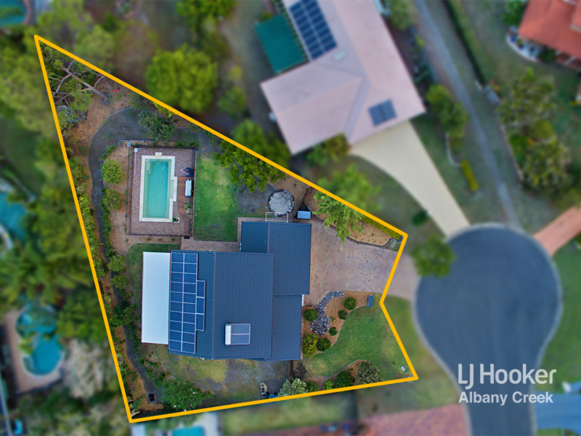 13 St Andrews Court, ALBANY CREEK
