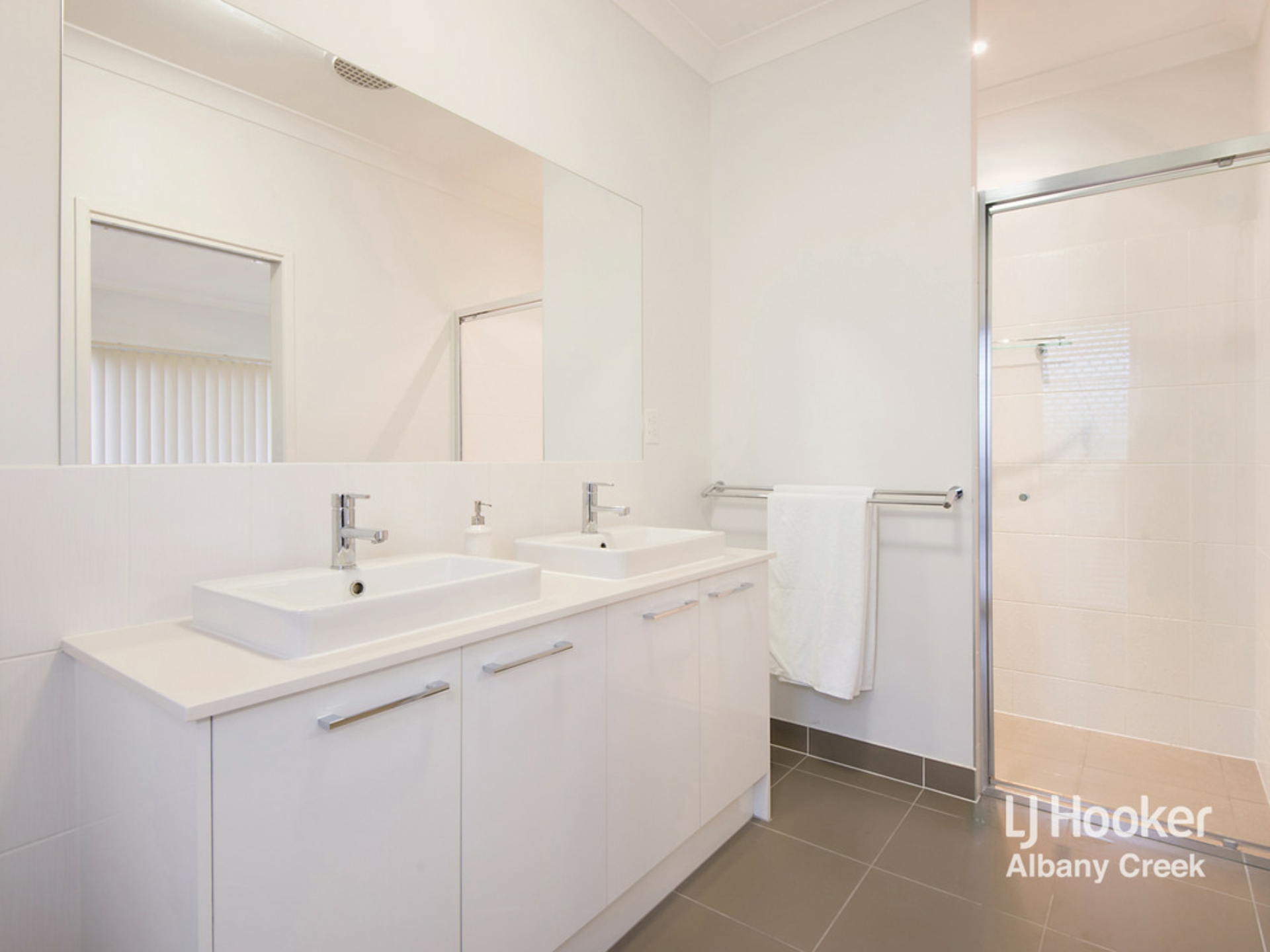 129 Cootharaba Crescent, WARNER
