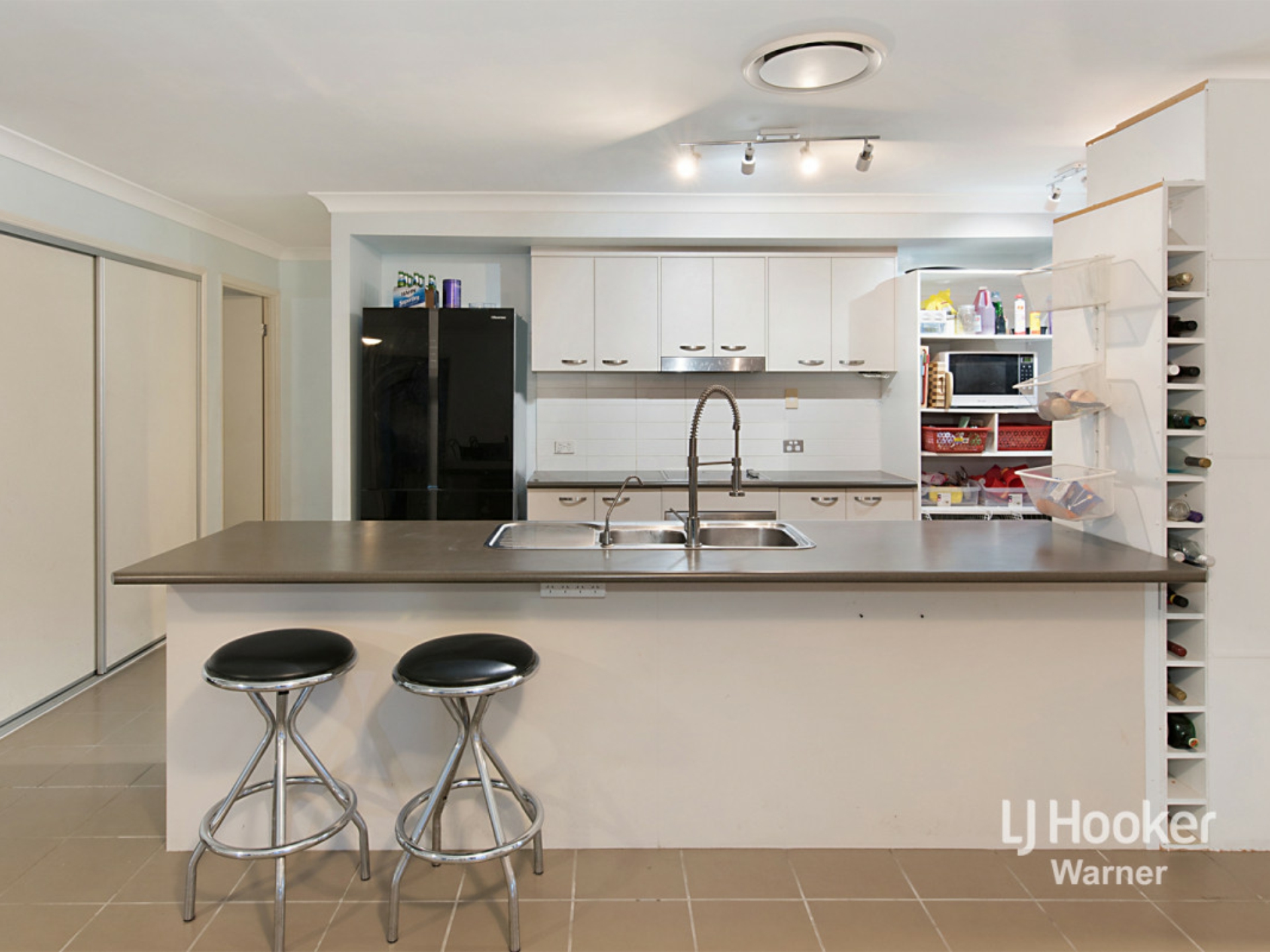 12 Patrone Court, WARNER