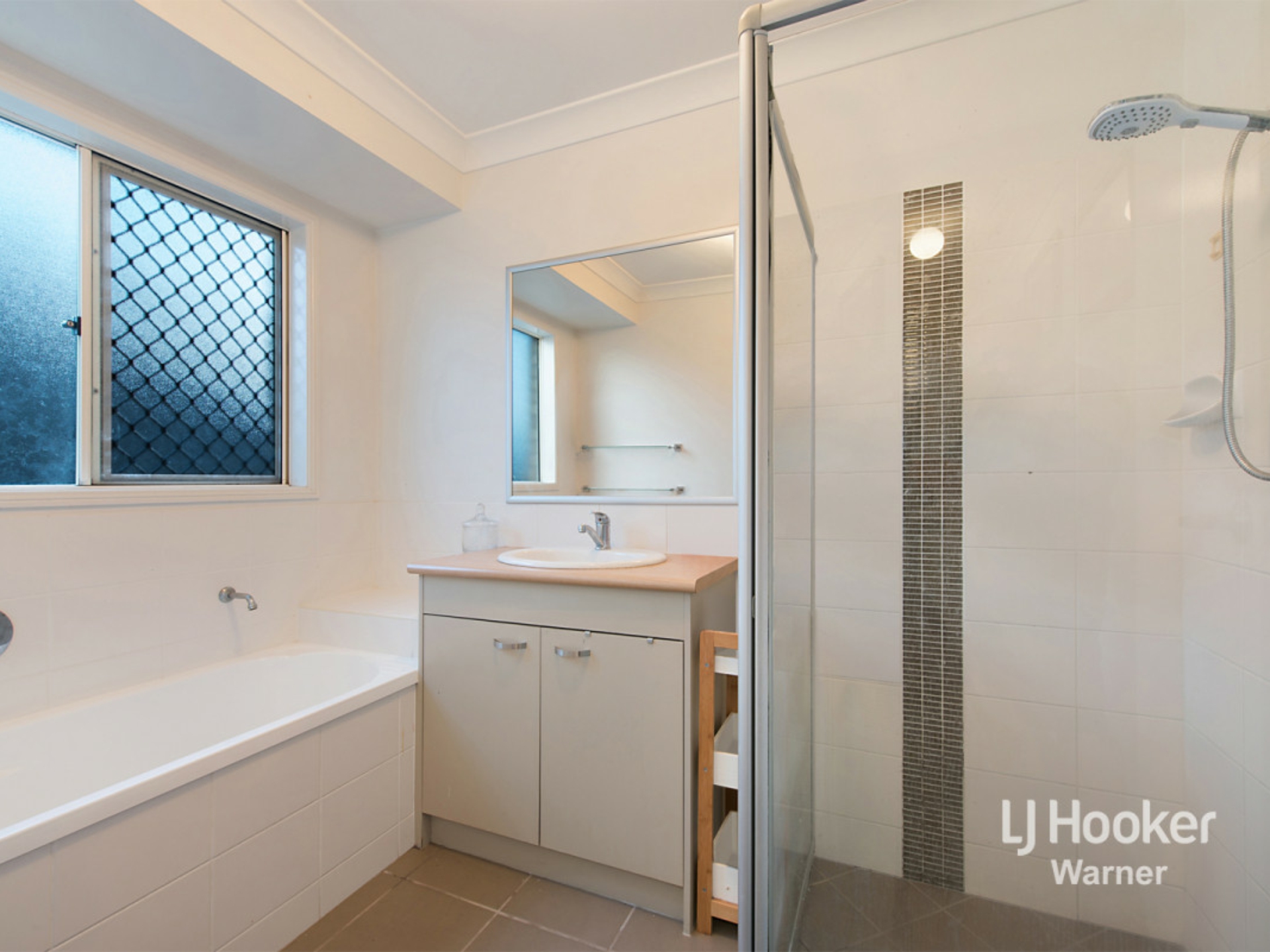 12 Patrone Court, WARNER