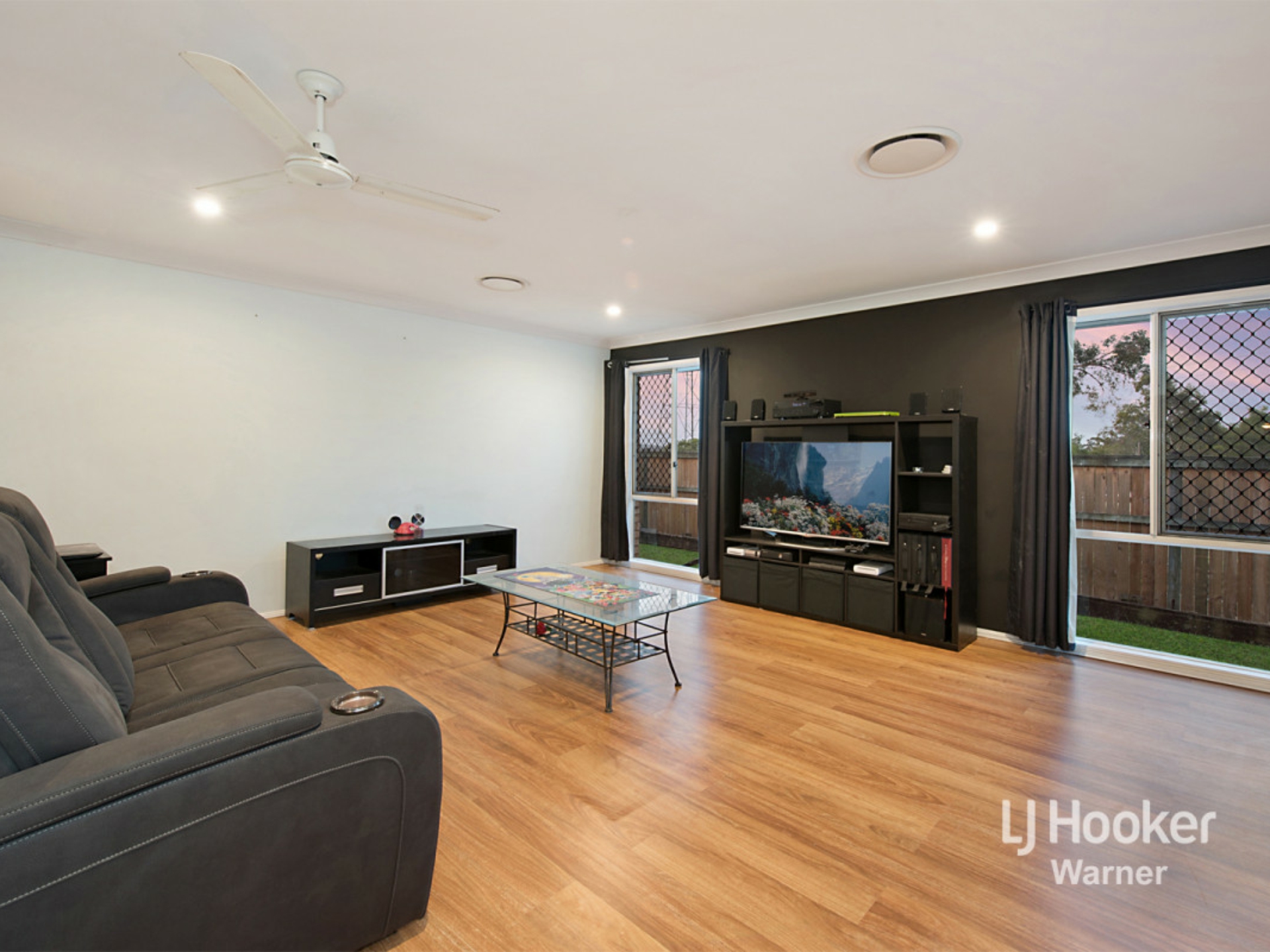 12 Patrone Court, WARNER