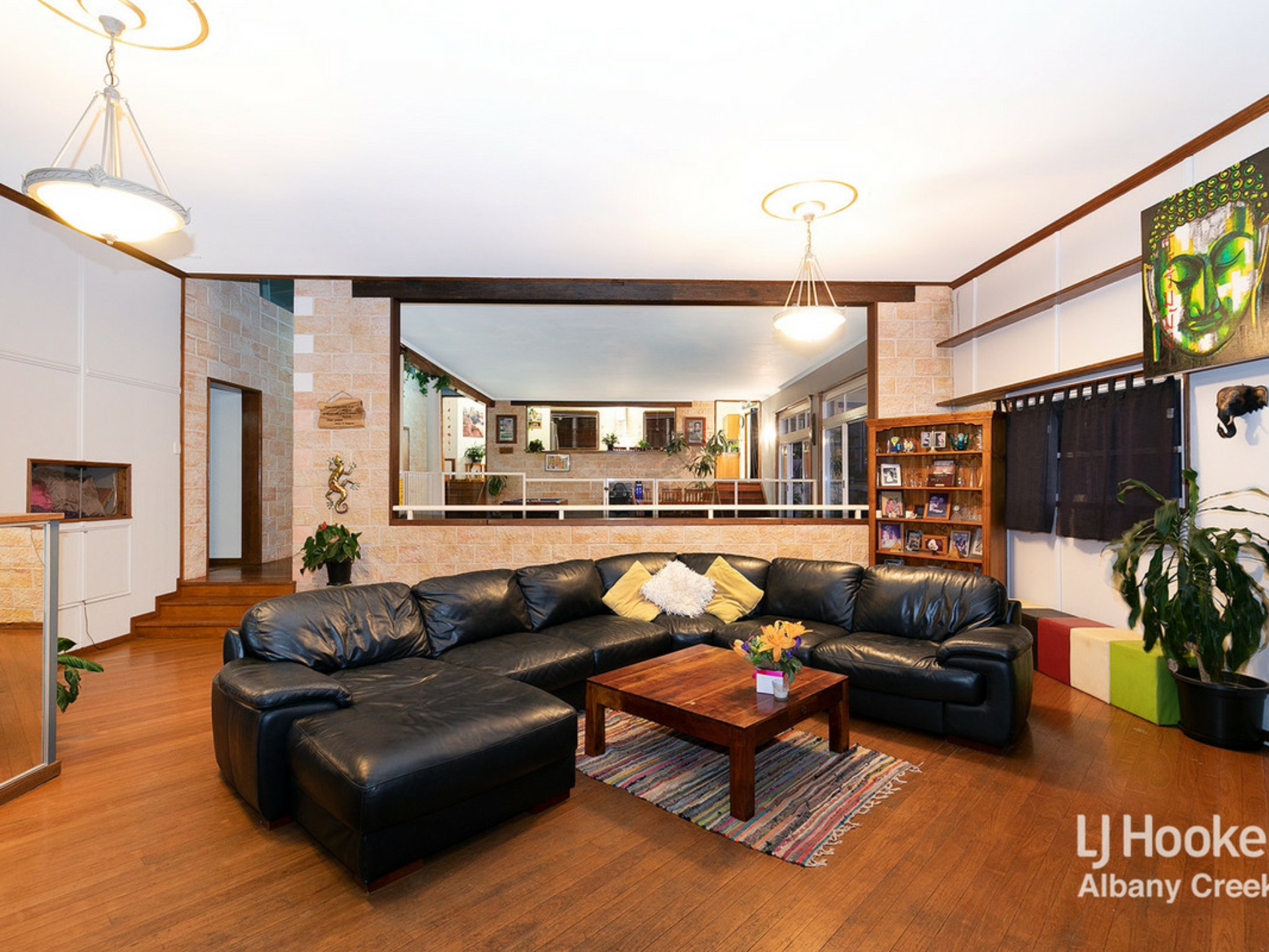 10 Mascotte Court, EATONS HILL