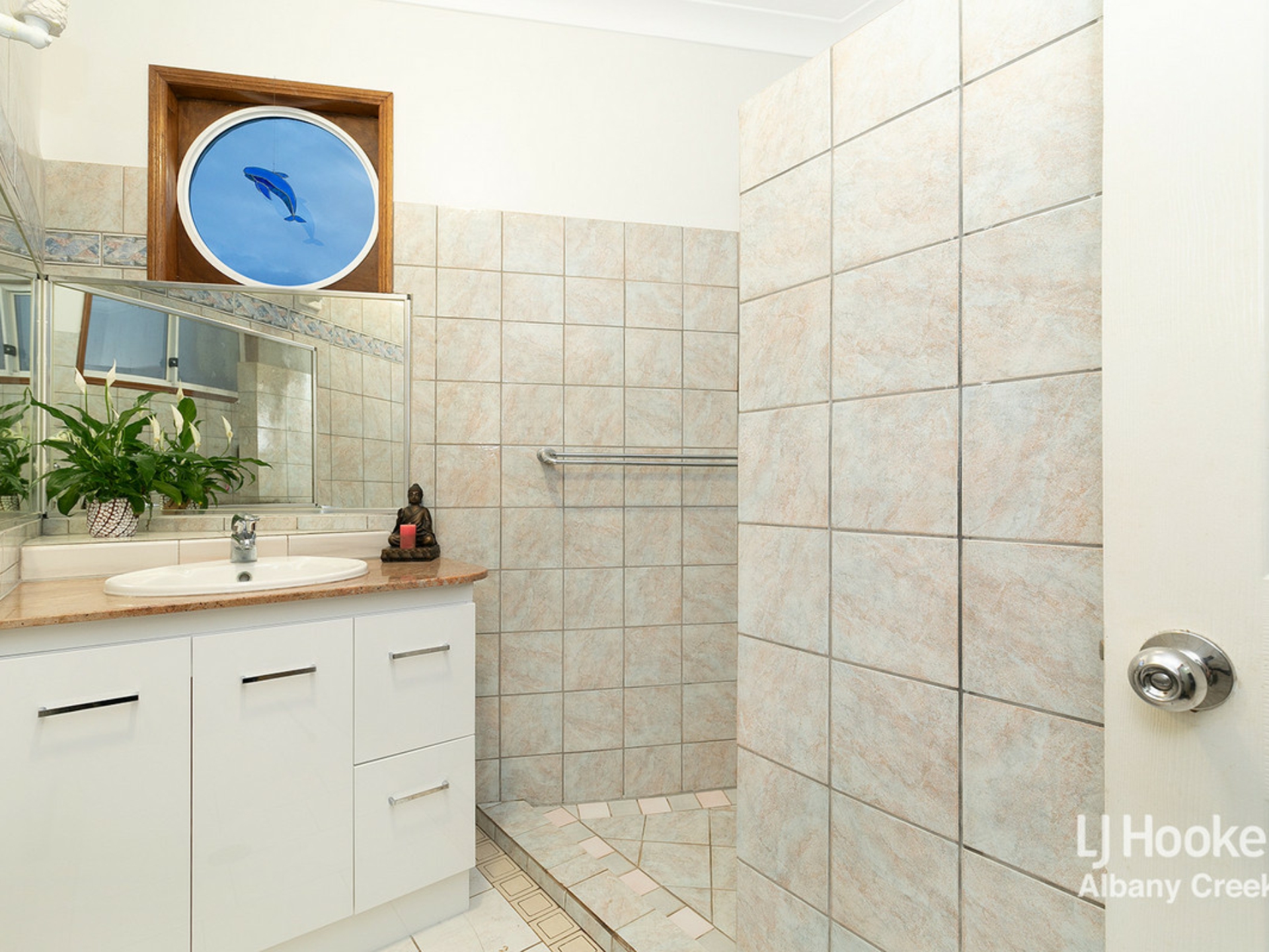 10 Mascotte Court, EATONS HILL