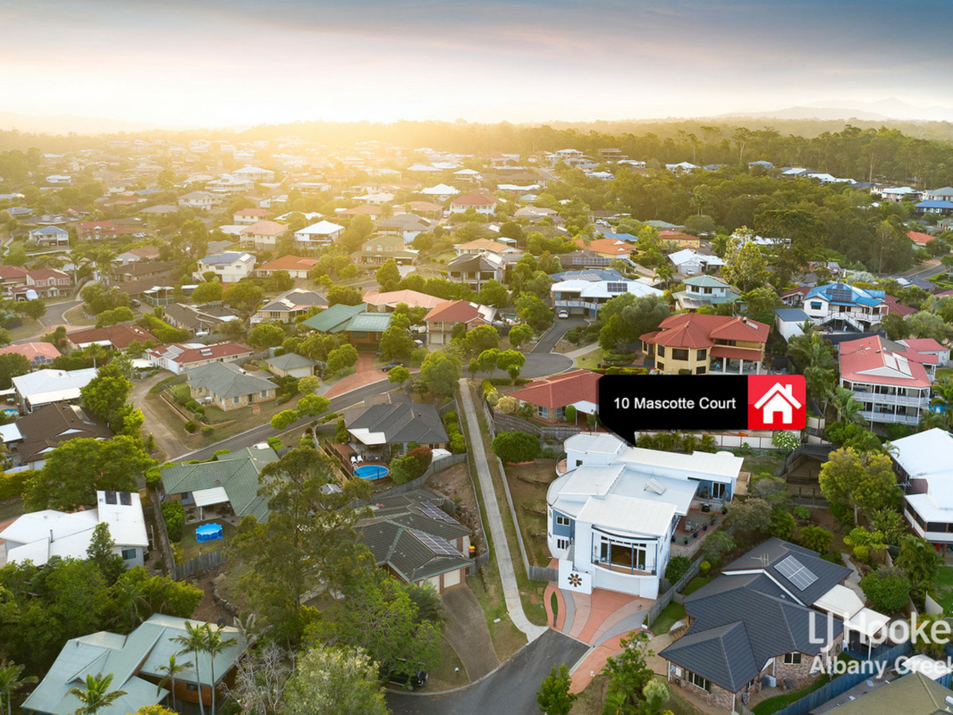 10 Mascotte Court, EATONS HILL