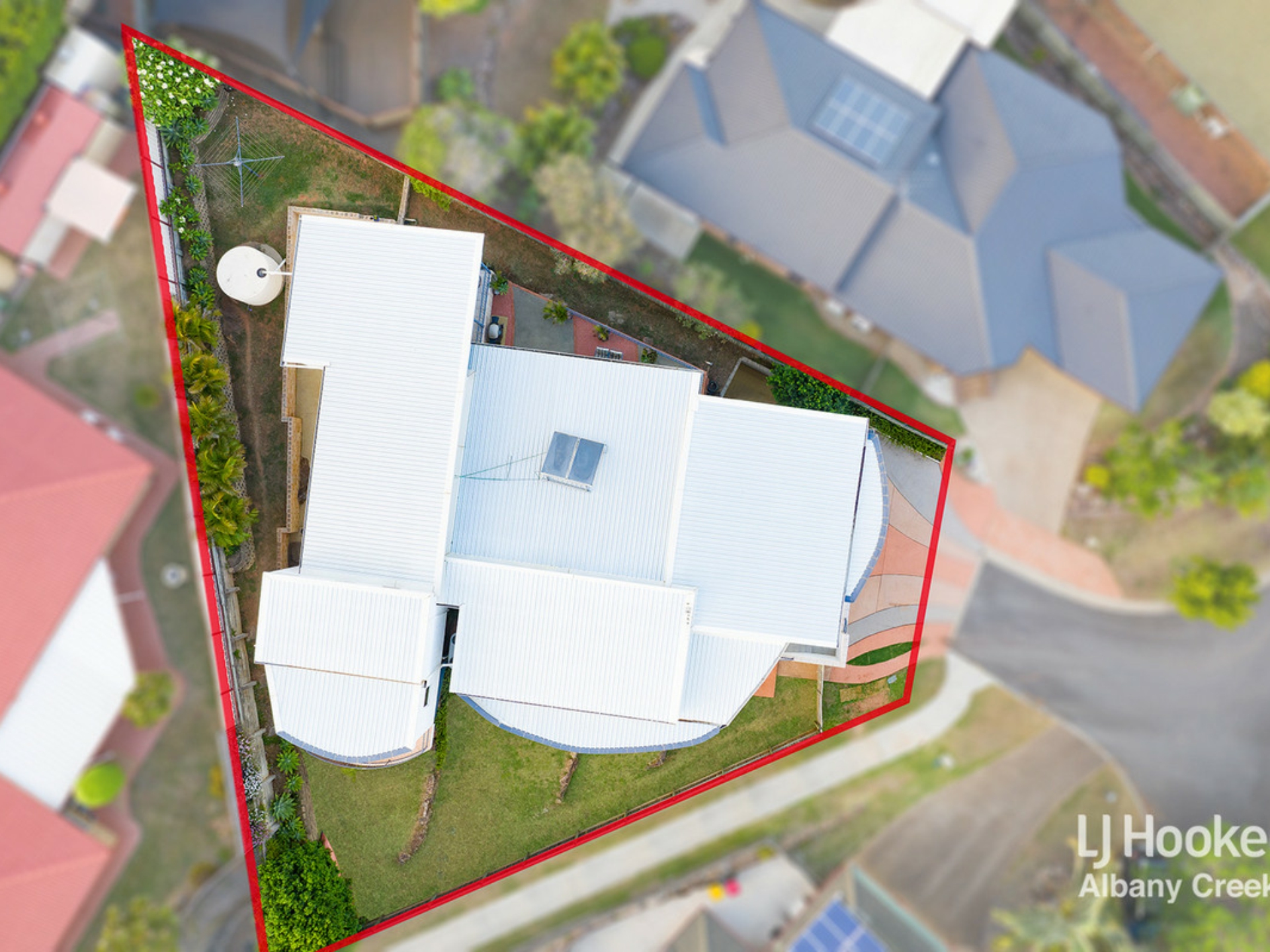 10 Mascotte Court, EATONS HILL