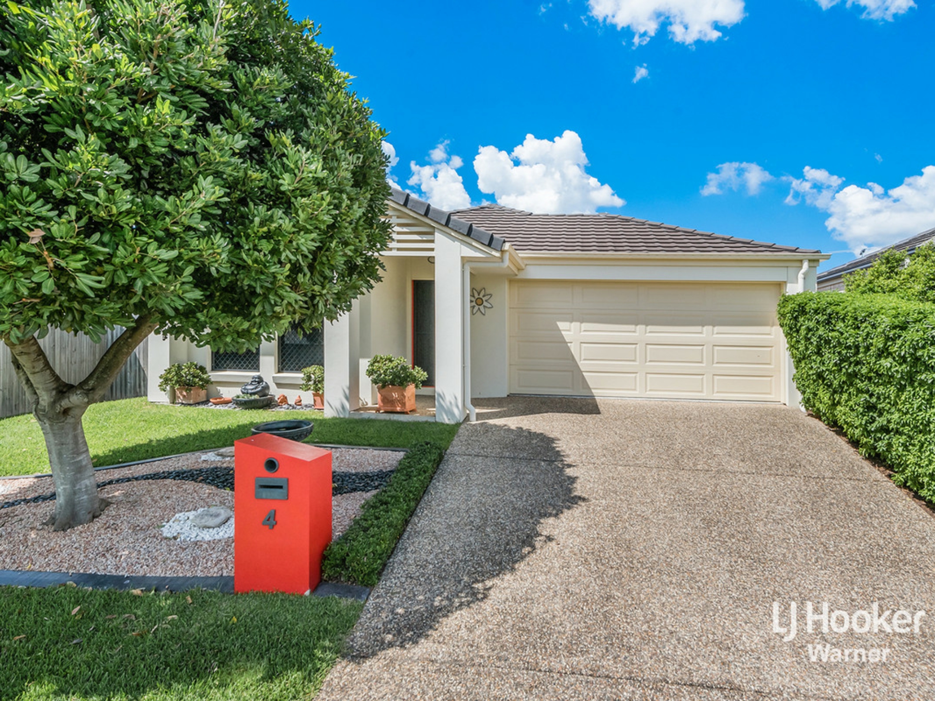 4 Castlewellan Circuit, Warner