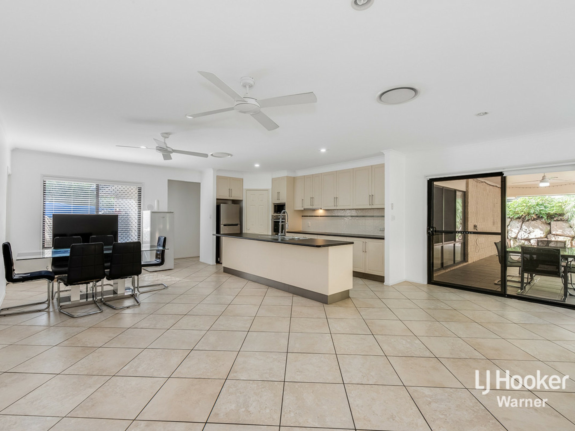 15 Nadine Court, Warner